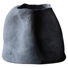 Vase Drop n° 3 en grès de Studio Cupla