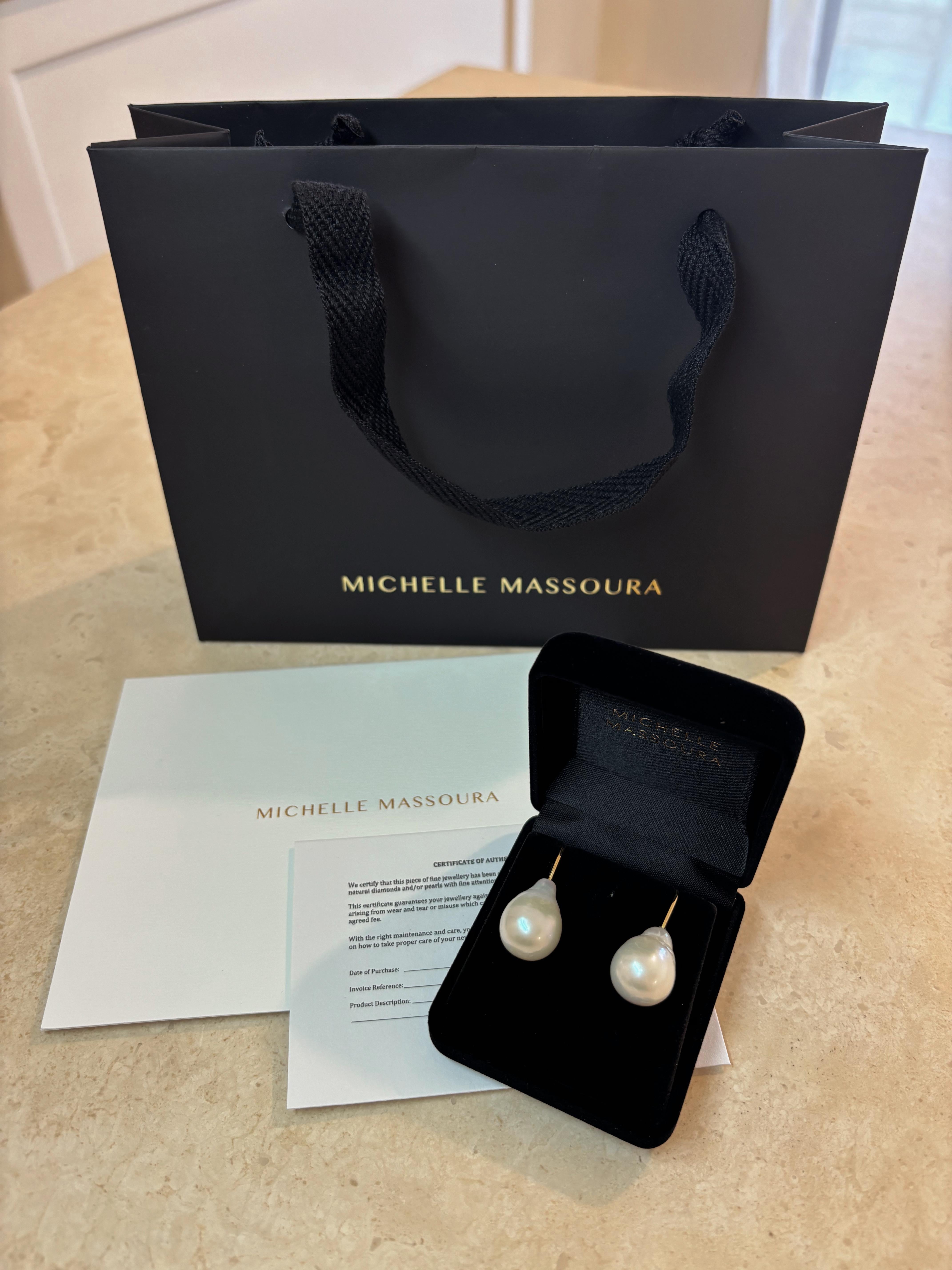 Contemporary Drop Pearl Earrings with Baroque Pearls in 18K gold hook