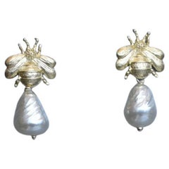 drop pearl hachi earring / vintage jewelry , 1970's vintage parts