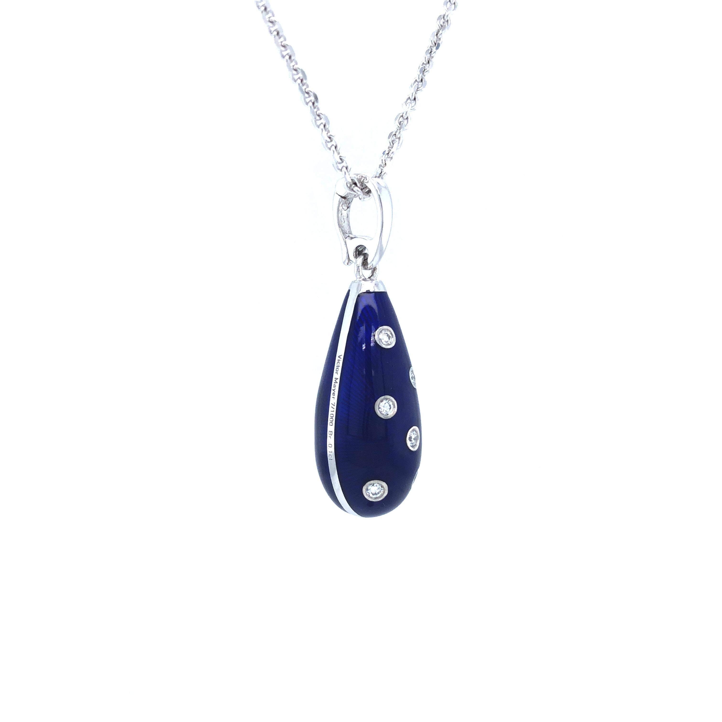 Victor Mayer drop pendant, 18k White Gold, Dew Drop Collection, dark blue vitreous enamel 6 diamonds, total 0.1 ct G VS brilliant cut

About the creator Victor Mayer
Victor Mayer is internationally renowned for elegant timeless designs and
