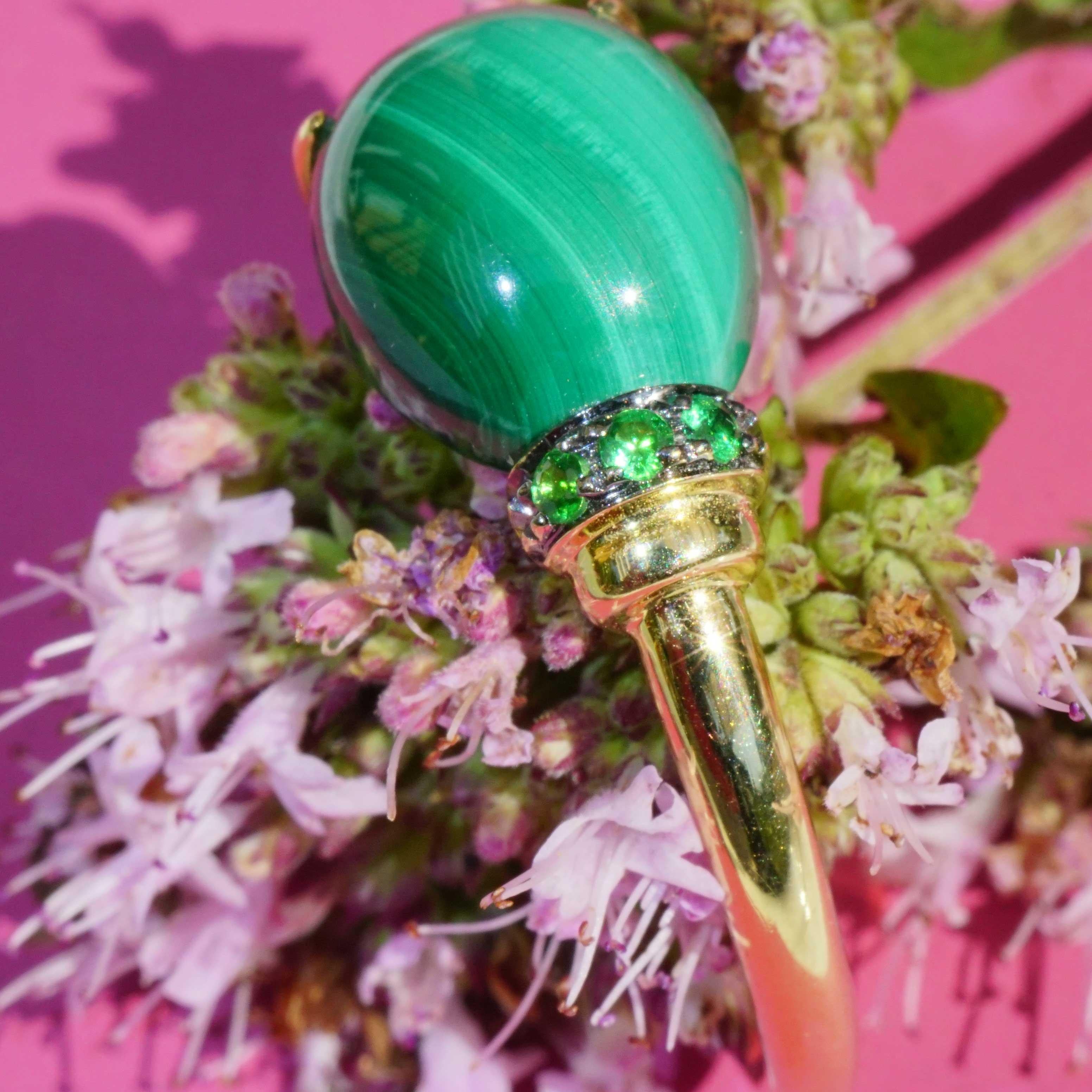 Drop Ring Malachite Tsavorithe  6.75 ct 21 x9 mm traditional made in Italy For Sale 5