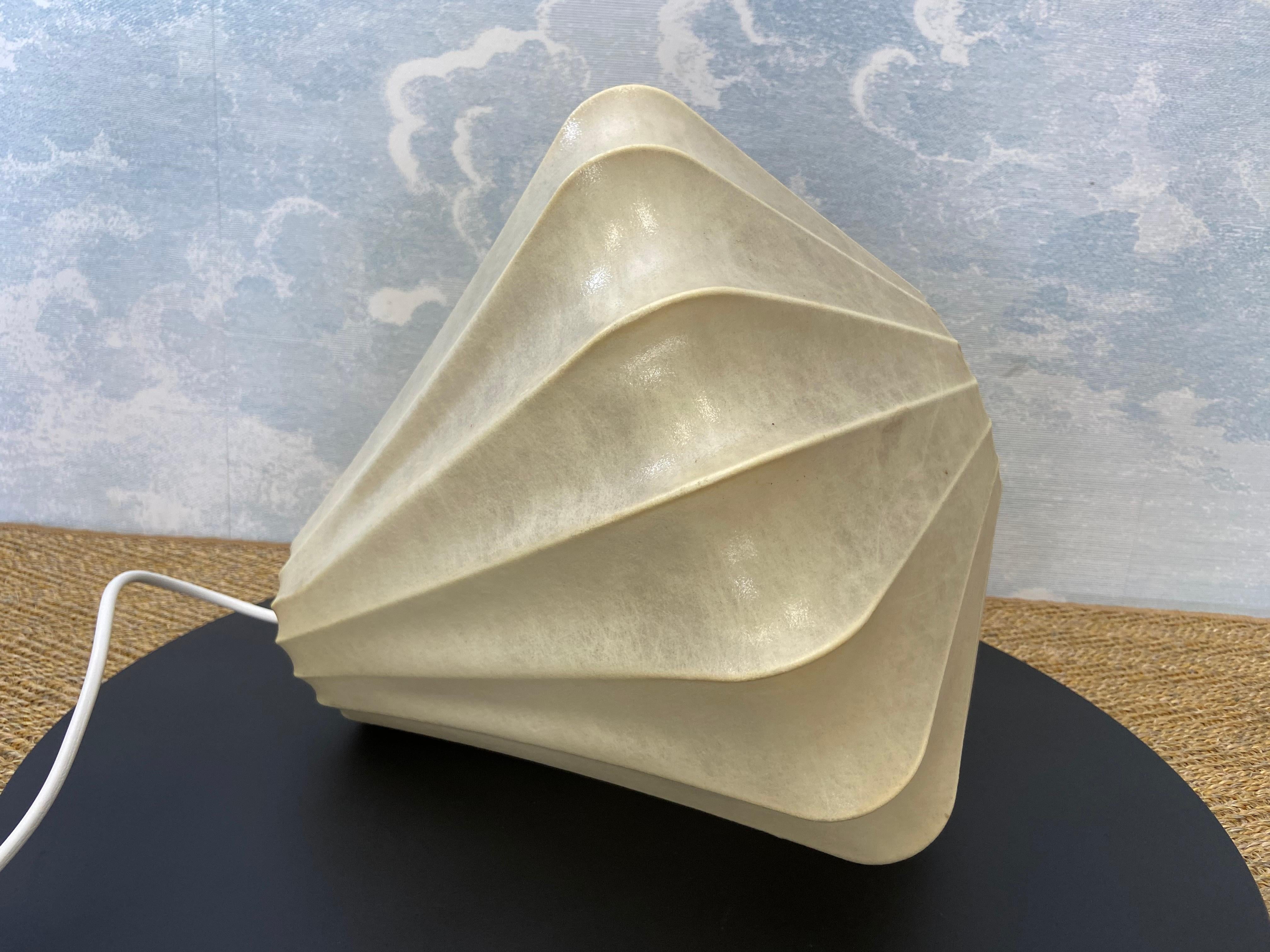 Metà XX secolo Lampada a sospensione Cocoon a forma di goccia, Mid Century Modern, anni '60