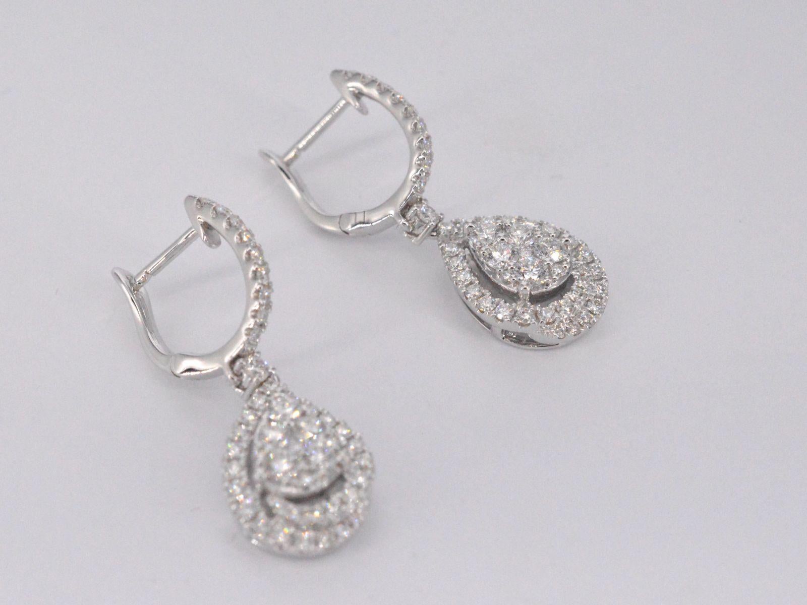 Drop-Shaped Earrings with Brilliant Cut Diamonds For Sale 1