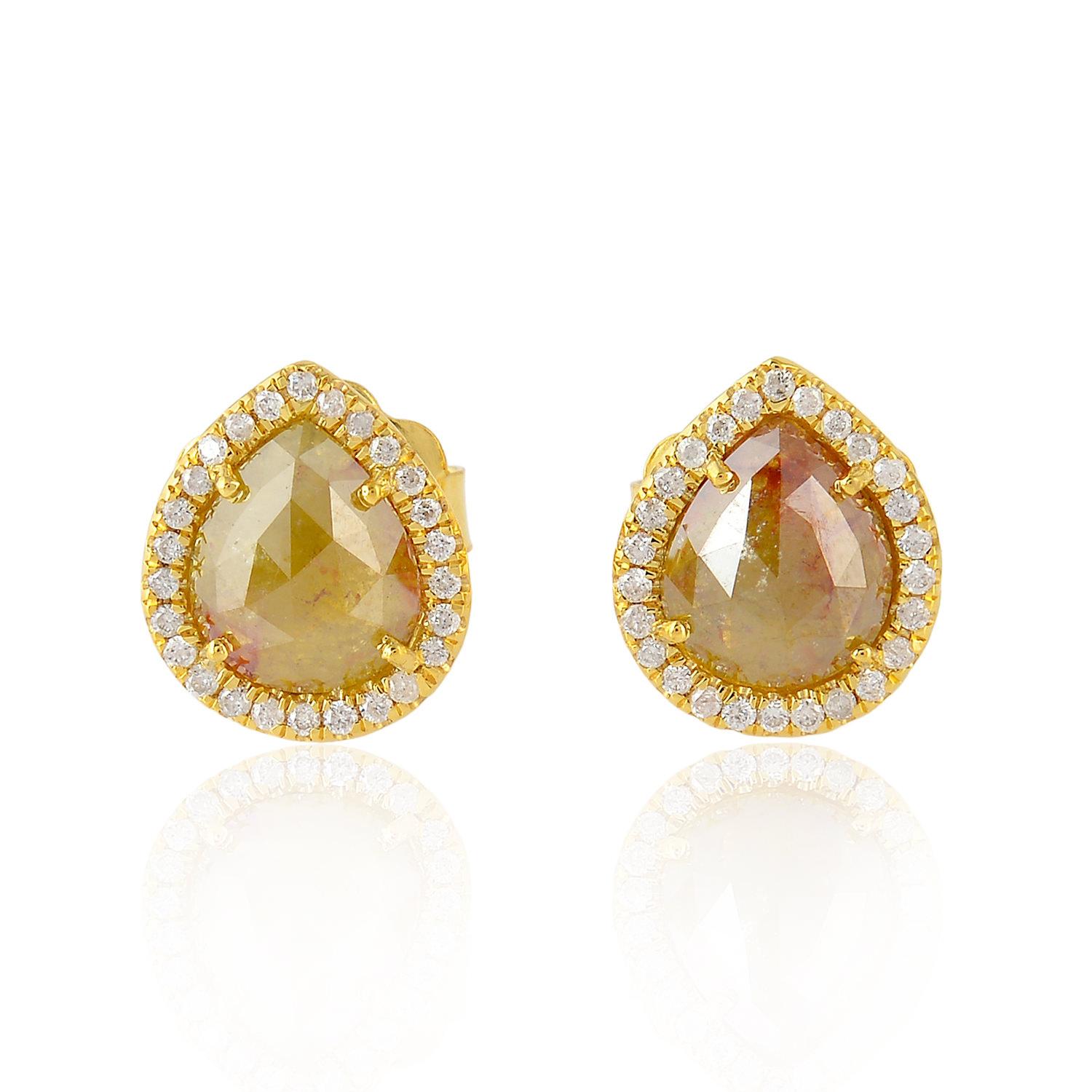 Drop Shaped Ice Diamond Stud Earring with Pave Diamond in 18k Yellow Gold In New Condition For Sale In New York, NY
