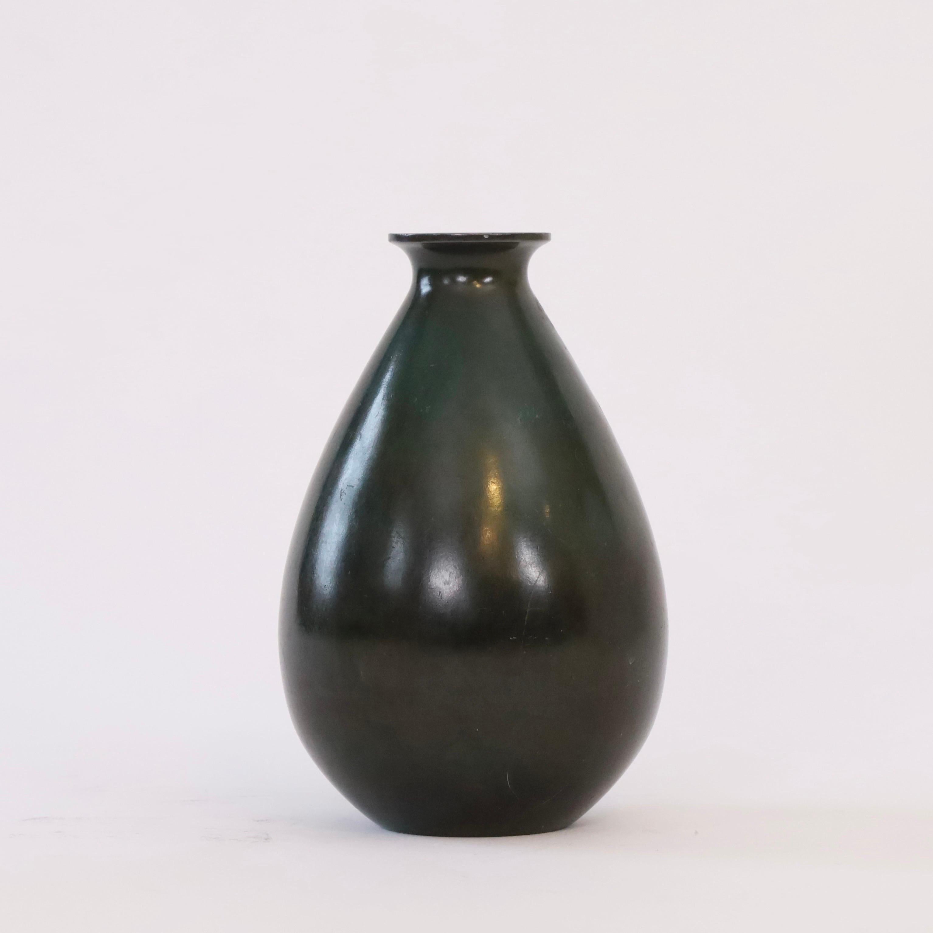 Drop-shaped metal vase designed by Just Andersen, 1930s, Denmark For Sale 1