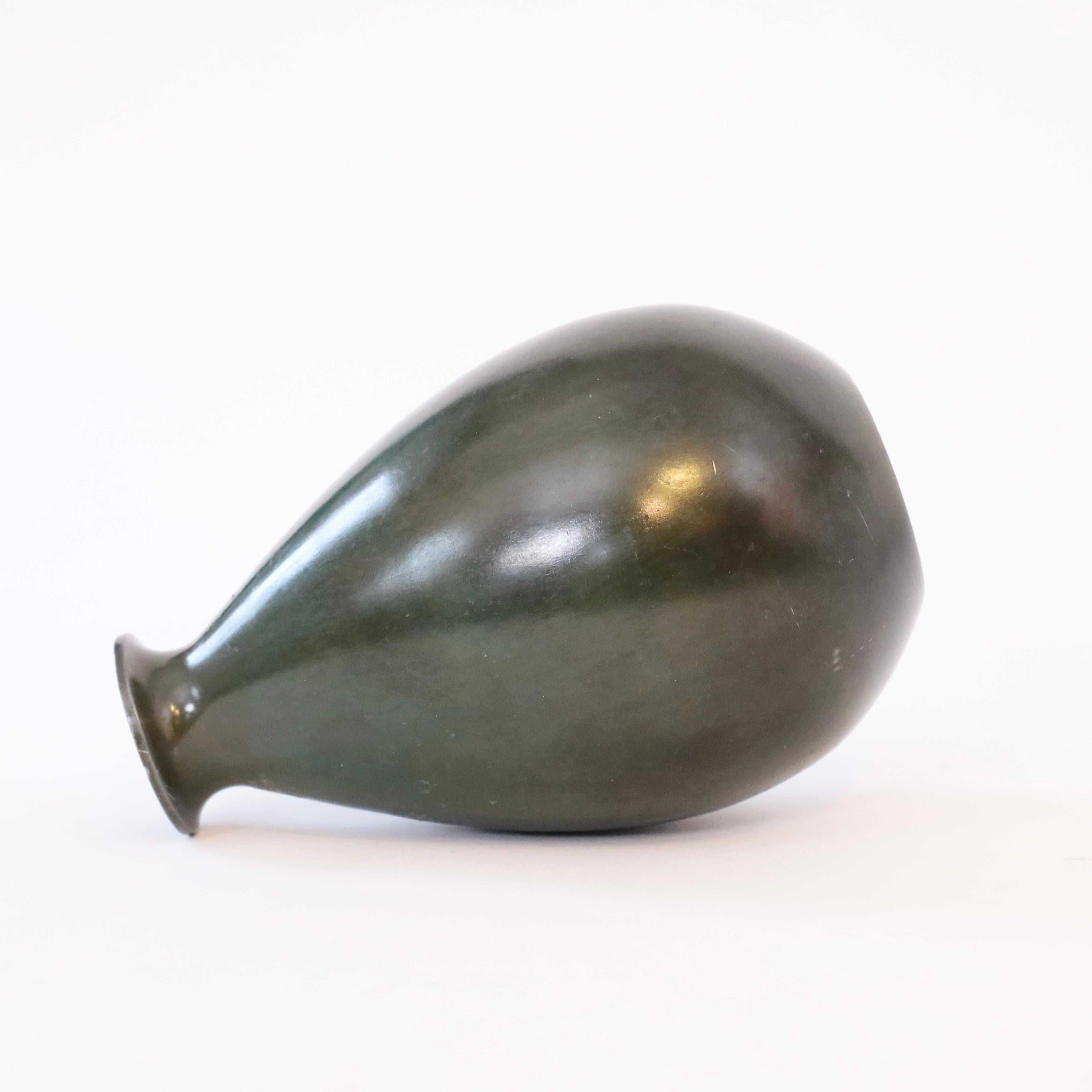 Drop-shaped metal vase designed by Just Andersen, 1930s, Denmark For Sale 3