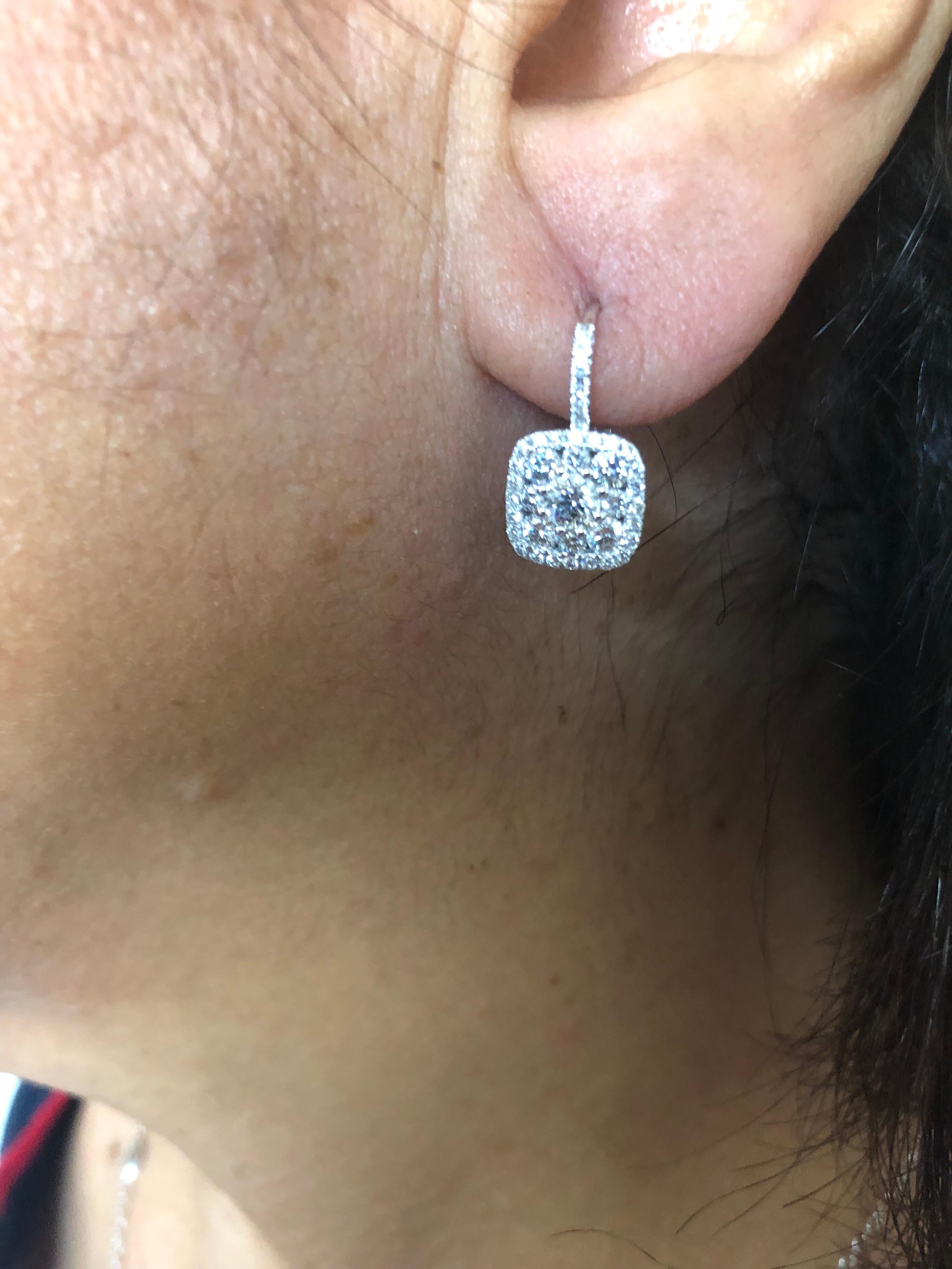Drop Square Cluster Earrings 18 Karat In New Condition For Sale In Great Neck, NY