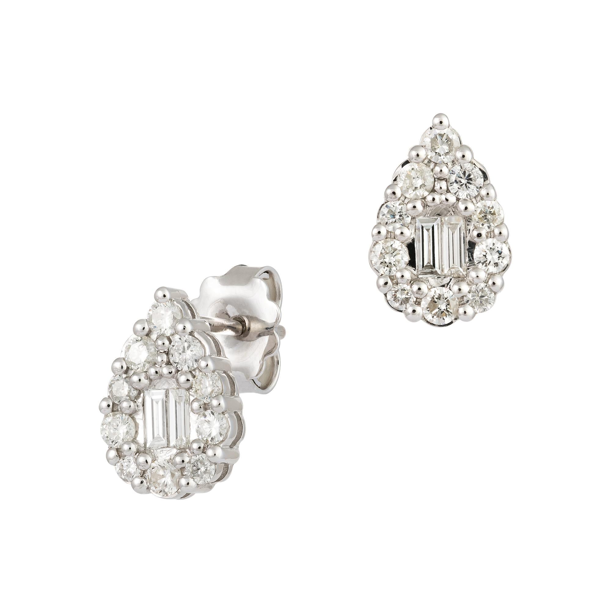 Modern Drop Studs White Gold 18K Earrings  Diamond For Her For Sale