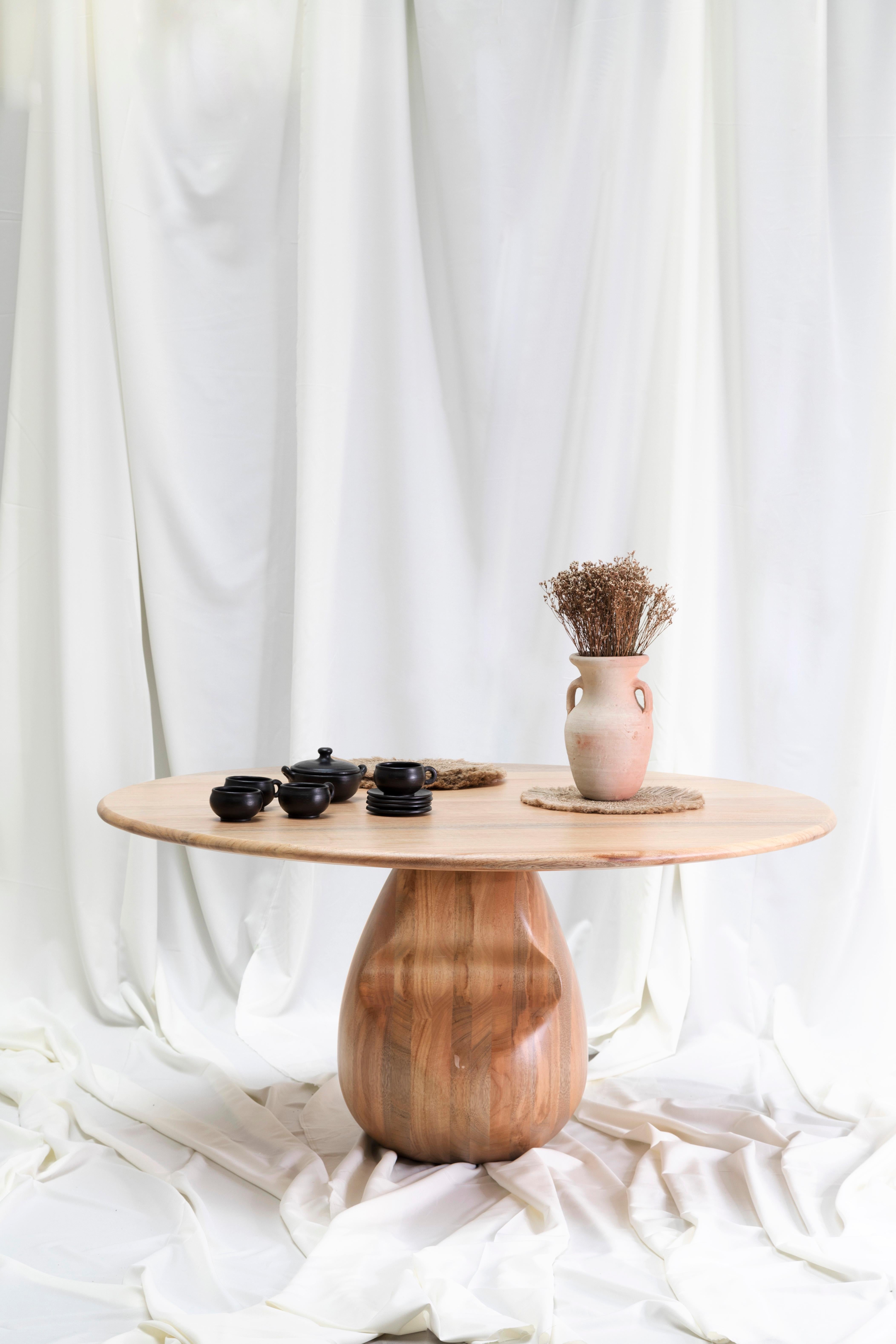 Table de salle à manger droplet Laluz Neuf - En vente à Geneve, CH