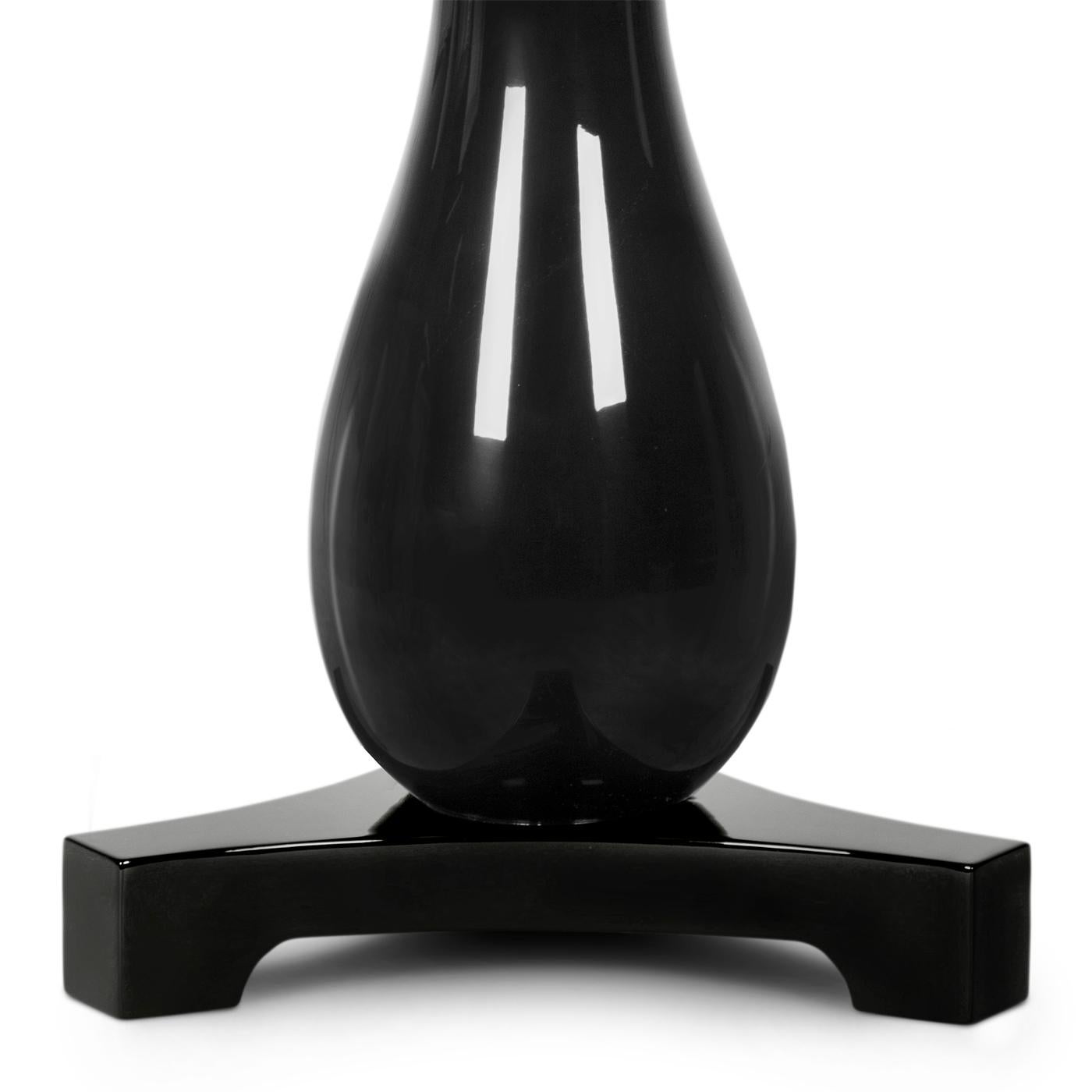 Droppy Black Side Table In New Condition For Sale In Paris, FR