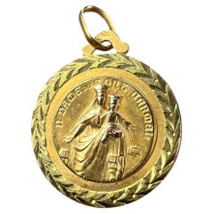 Antique Dropsy Notre Dame de Mont Carmel Sacred Heart 18K Yellow Gold Medal Pendant