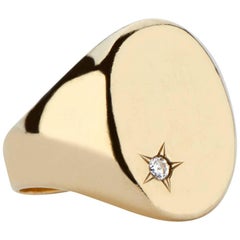 DRU. 14 Karat Gold and White Diamond Classic Signet Ring