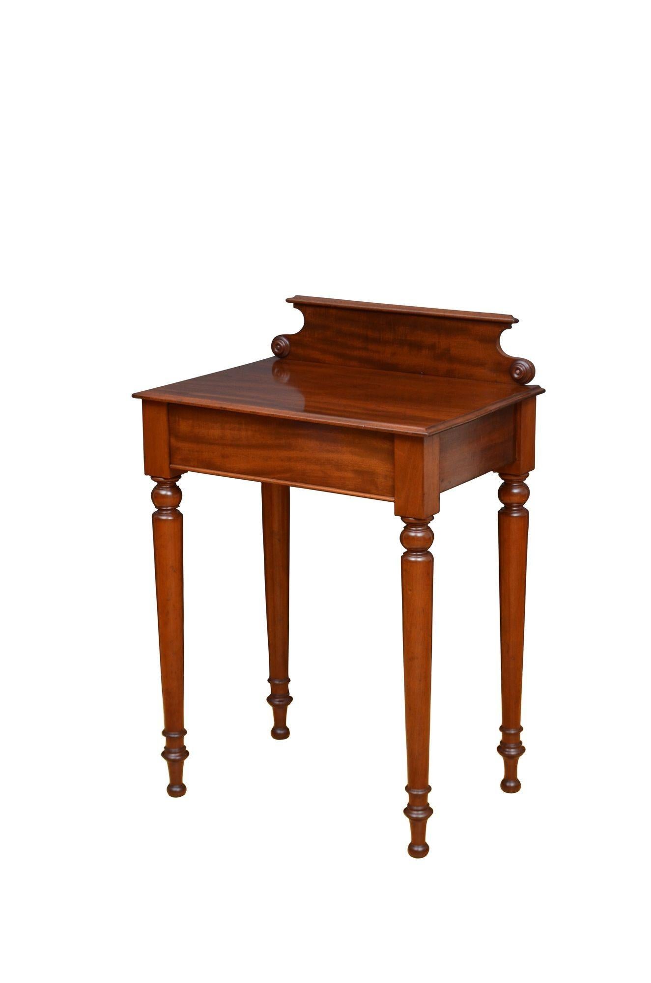K0627 Elégante table d'entrée anglaise du 19e siècle en acajou, comprenant un support en acajou figuré, un plateau en acajou figuré et un tiroir en frise en acajou figuré, le tout reposant sur de minces pieds tournés avec une décoration annelée à la