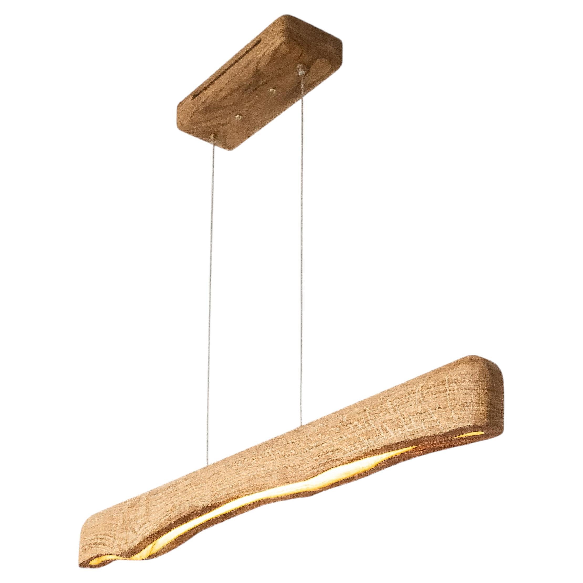 „Druid“ – moderne, lineare Pendelleuchte aus Bio-Massivholz – Wabi-Sabi 51" / 130 cm