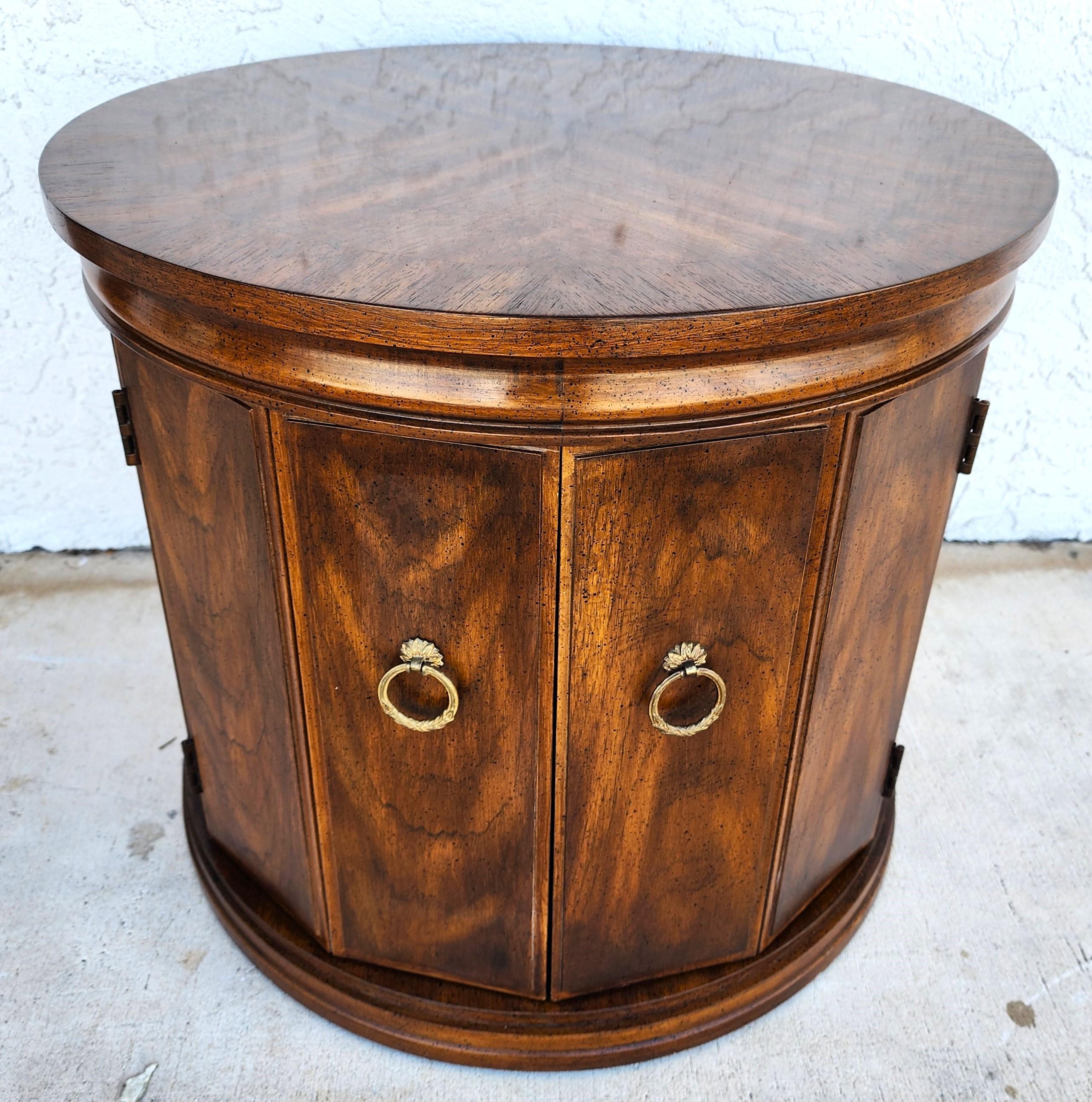 For FULL item description click on CONTINUE READING at the bottom of this page.

Offering One Of Our Recent Palm Beach Estate Fine Furniture Acquisitions Of A
Vintage Mid Century Modern Drum Side End Center Table with Storage by Weiman

Approximate