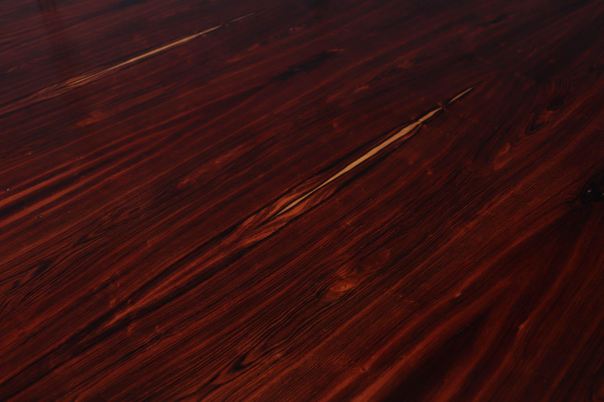 Britannique Table à tambour de Robert Heritage en vente
