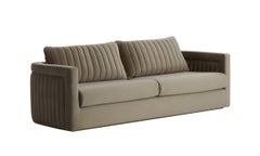 DRUMMOND Modern Sofa with back quilting and brass color plinth