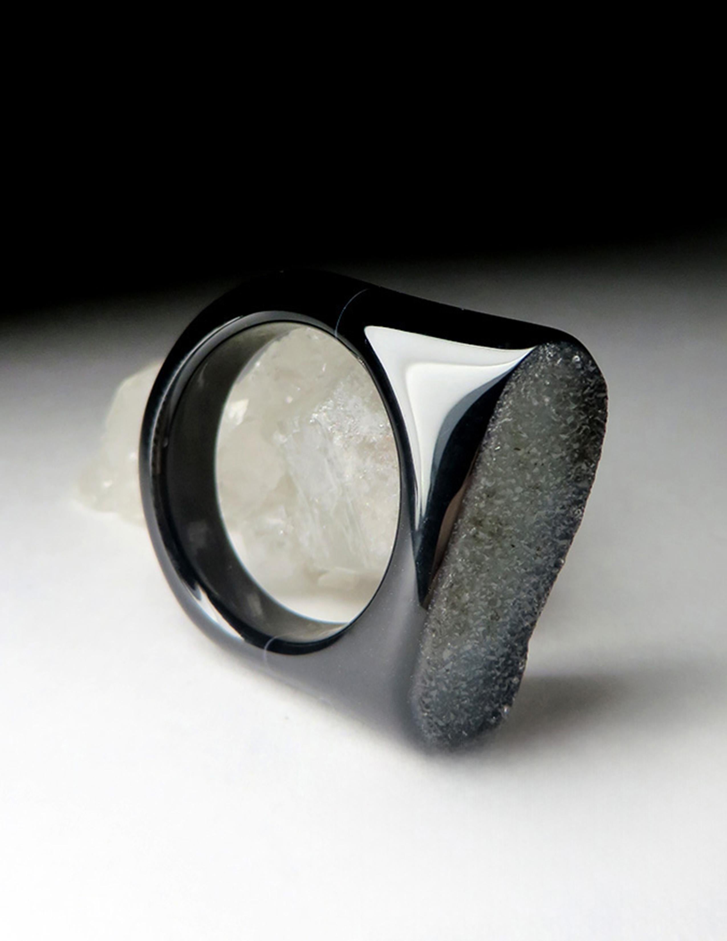 Druzy Agate Quartz Crystals Ring Minimalism Solid Stone Midnight Black Mens Ring en vente 5
