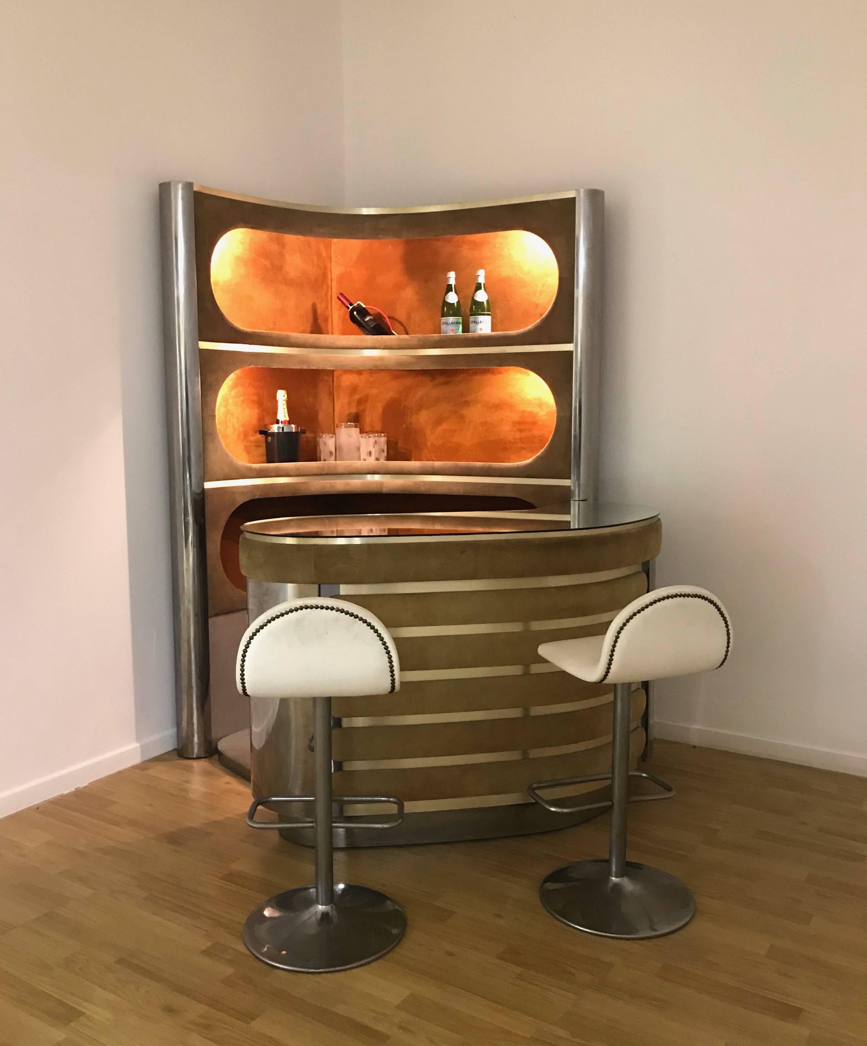 Late 20th Century Dry Bar and Illuminated Storage of Willy Rizzo with Two Stool, Italy, 1970s