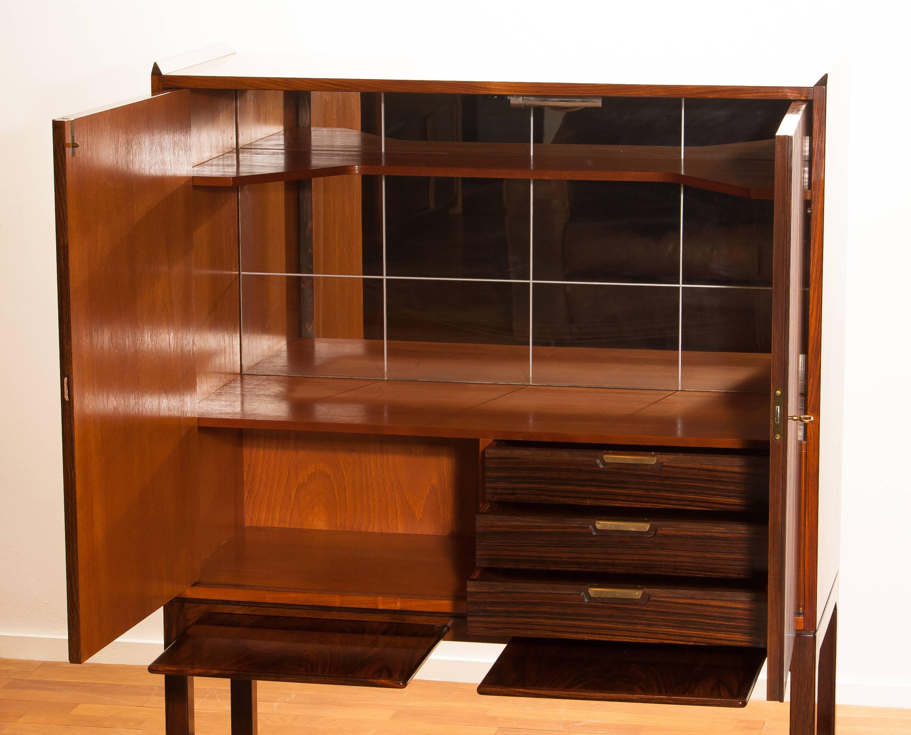 Dry Bar / Cocktail Cabinet in Mahogany and Rosewood 1960s Made in Denmark 11