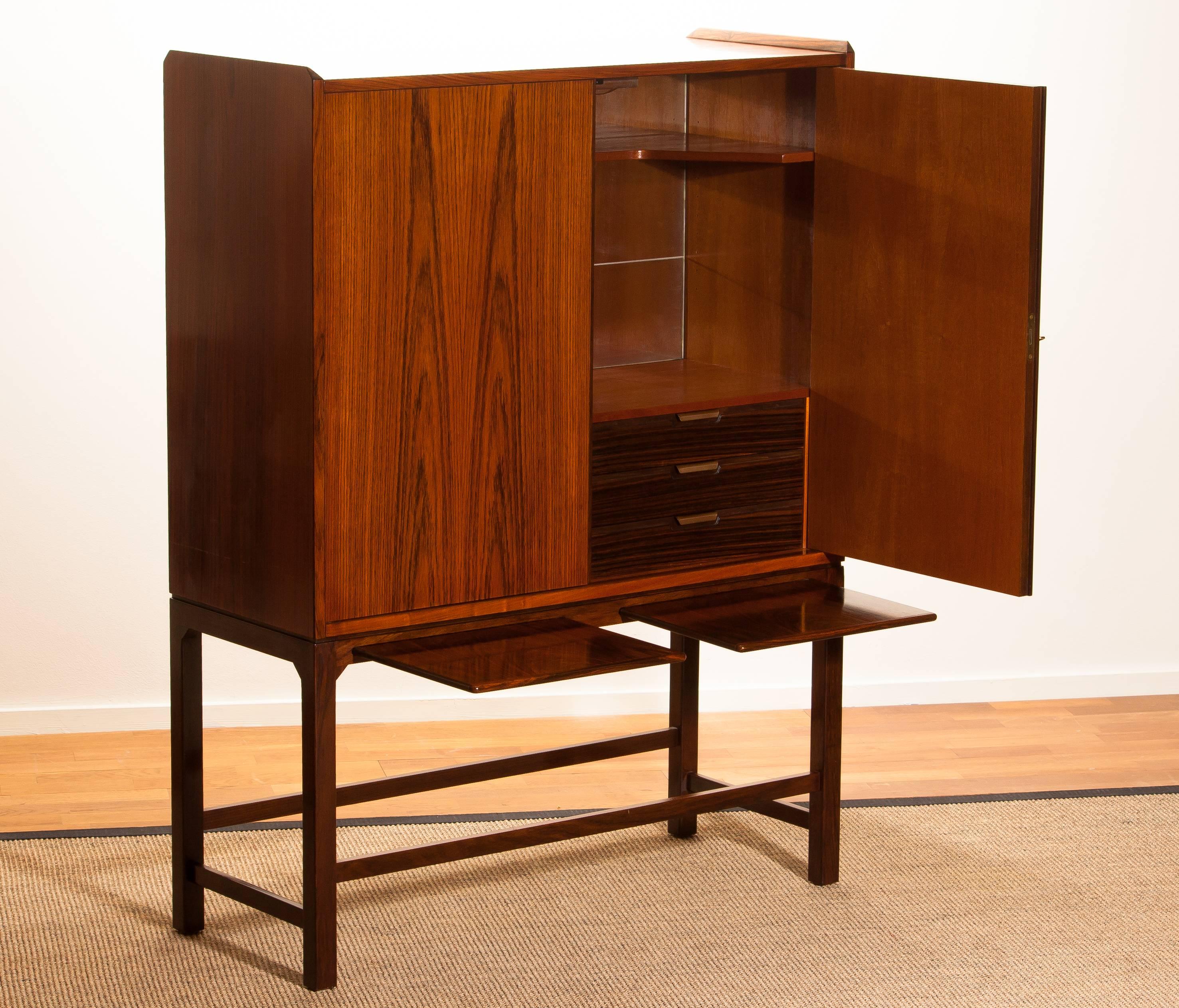 Mid-20th Century Dry Bar / Cocktail Cabinet in Mahogany and Rosewood 1960s Made in Denmark