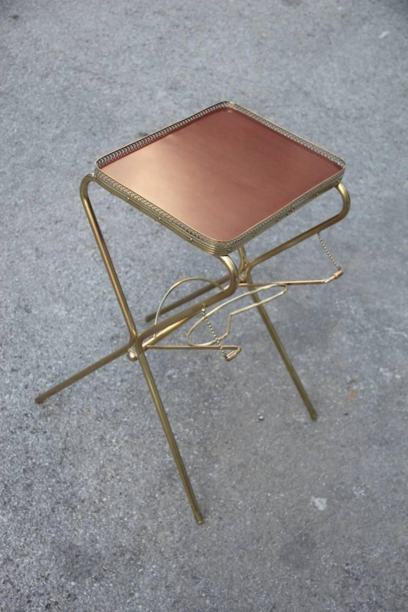 Mid-Century Modern Dry Bar Coffee Table in Brass and Laminated, Magazine Rack Mid-century modern For Sale