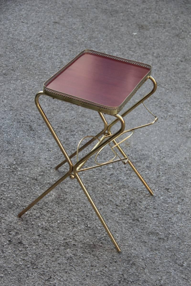 Mid-20th Century Dry Bar Coffee Table in Brass and Laminated, Magazine Rack Mid-century modern For Sale