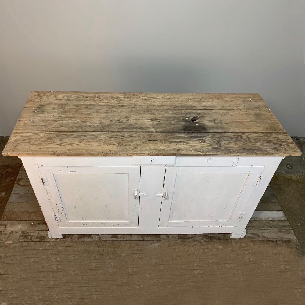 Dry Bar, Counter, 19th Century In Good Condition For Sale In Dallas, TX