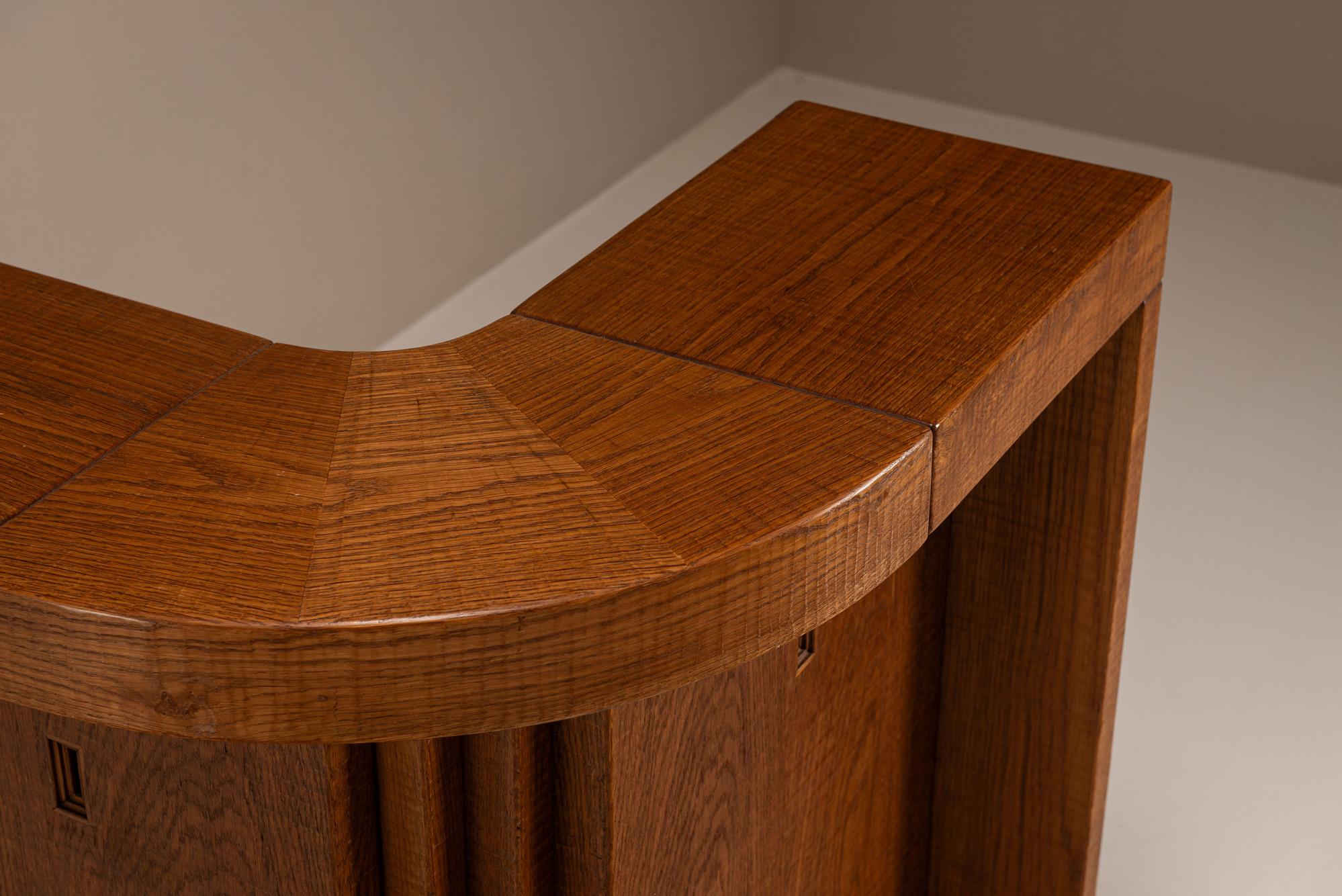 Barra Seca de Roble de Eslavonia de Giuseppe Rivadossi, Italia Década de 1980 en venta 4