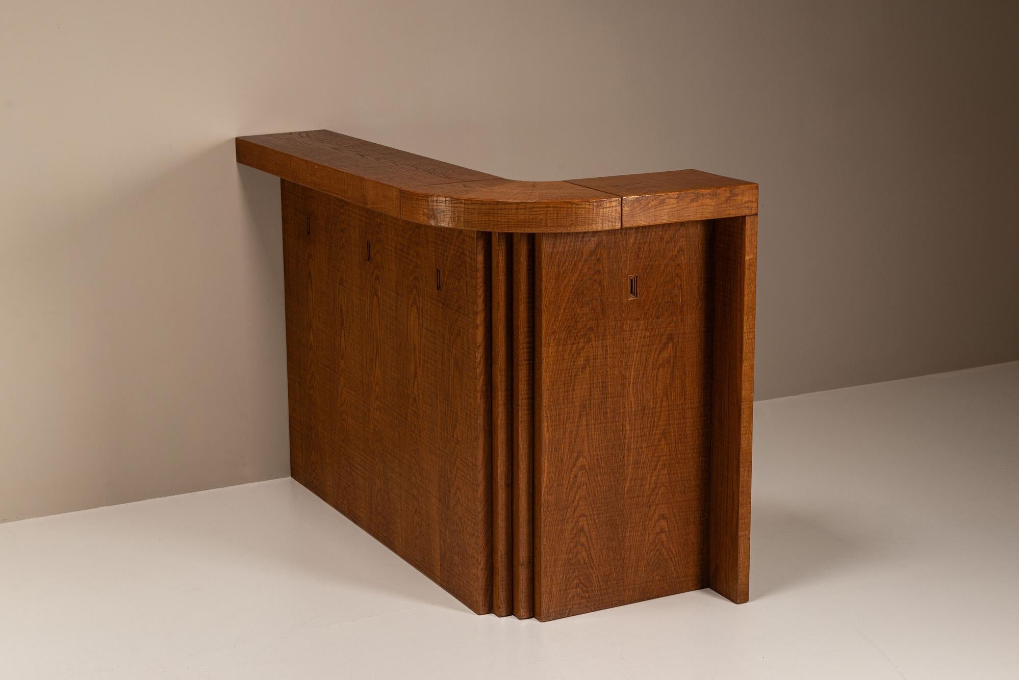 Barra Seca de Roble de Eslavonia de Giuseppe Rivadossi, Italia Década de 1980 en Bueno estado para la venta en Hellouw, NL