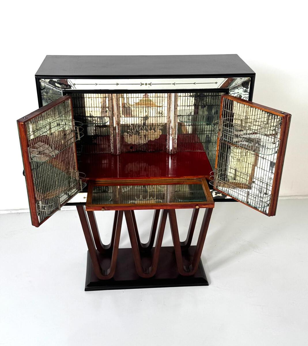 Bar Seco al estilo de Osvaldo Borsani, años 40 Italiano en venta