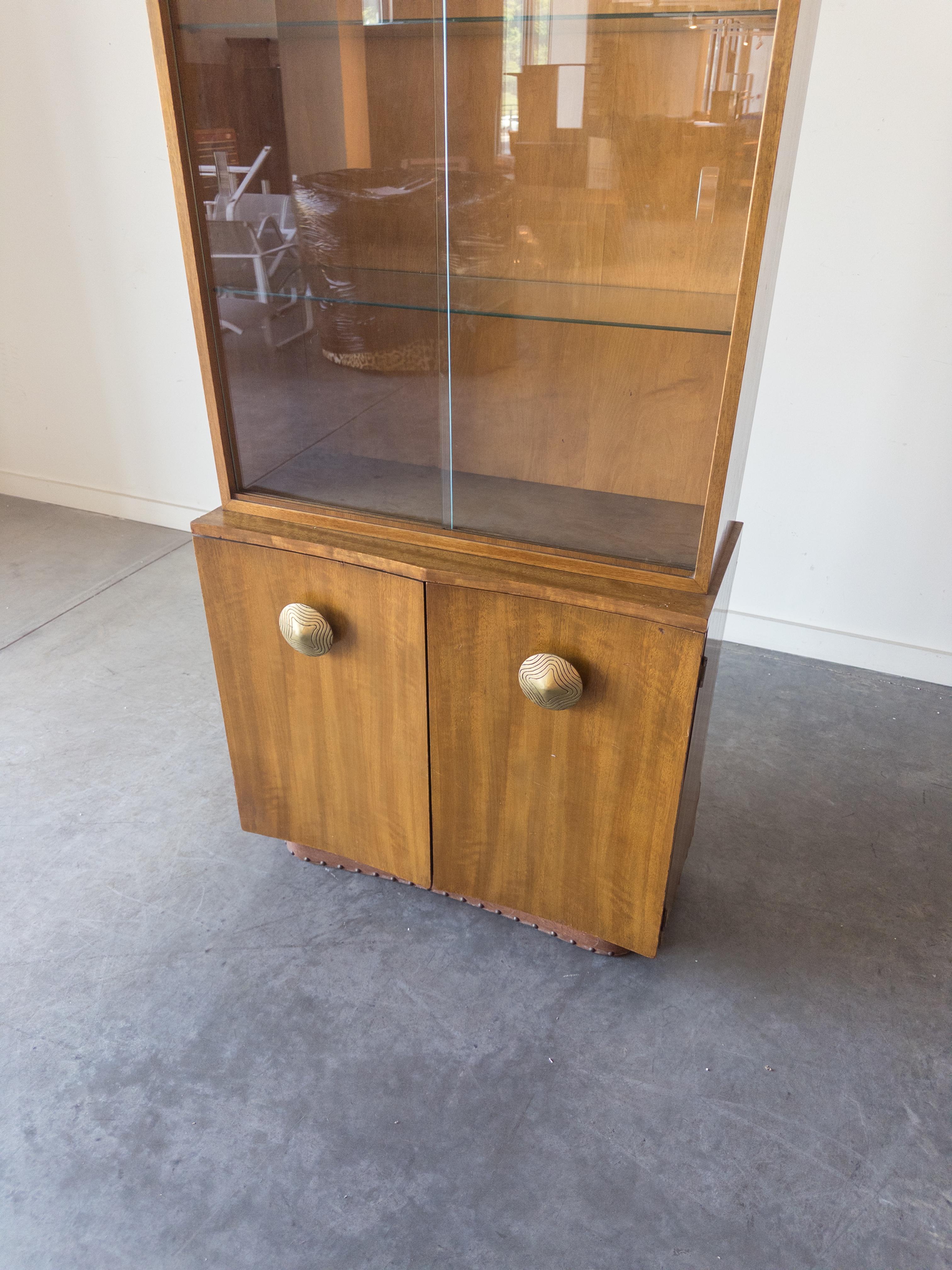 Barschrank oder Barschrank von Gilbert Rohde für Herman Miller, 1941 (Moderne der Mitte des Jahrhunderts) im Angebot