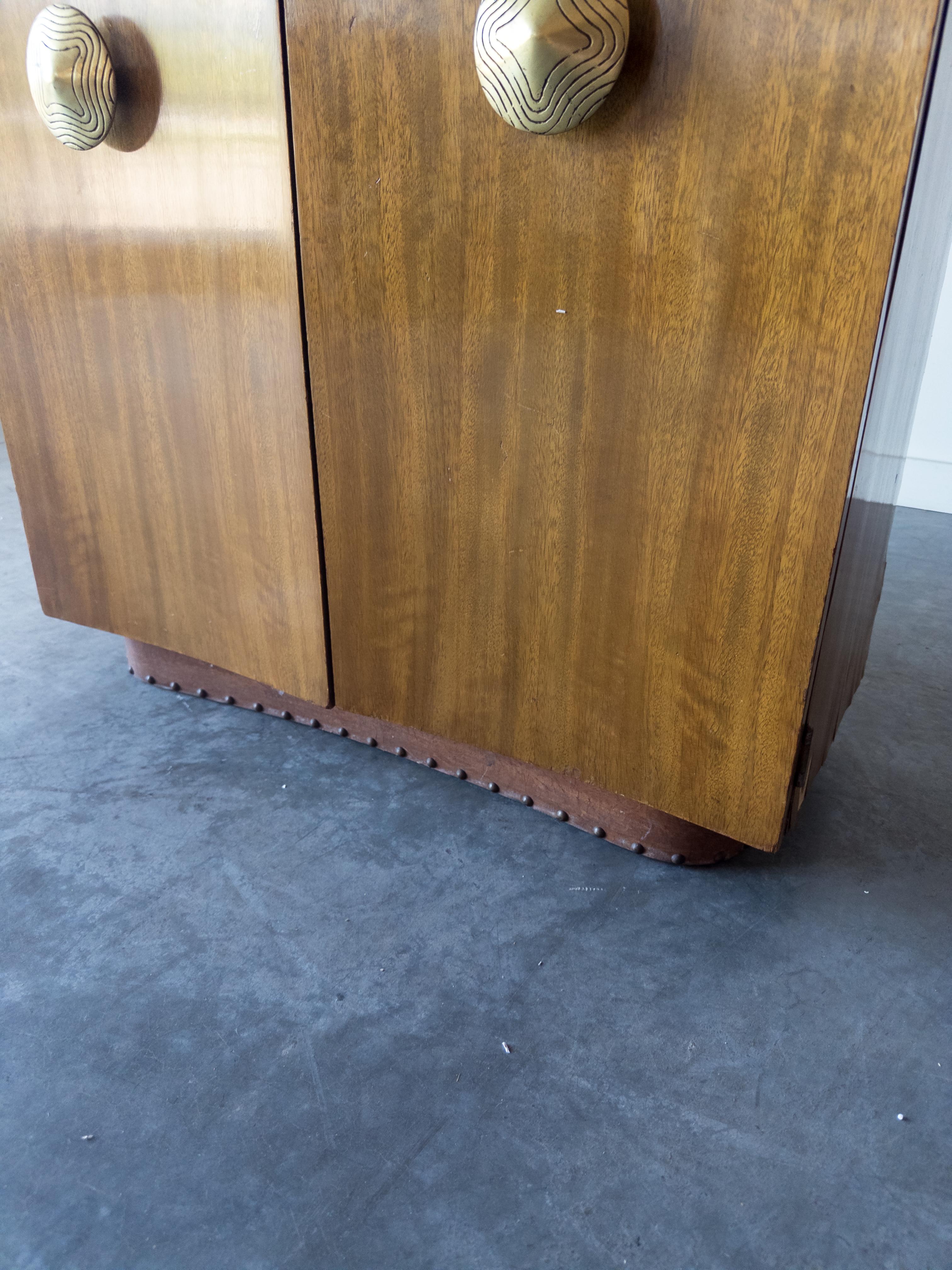 Barschrank oder Barschrank von Gilbert Rohde für Herman Miller, 1941 im Zustand „Gut“ im Angebot in New York, NY