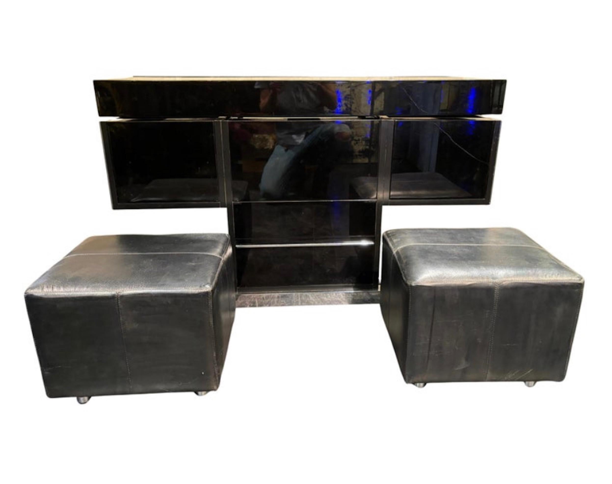 Dry Bar Set by Willy Rizzo in Chrome and lacquered Wood, 1970s In Good Condition For Sale In Argelato, BO