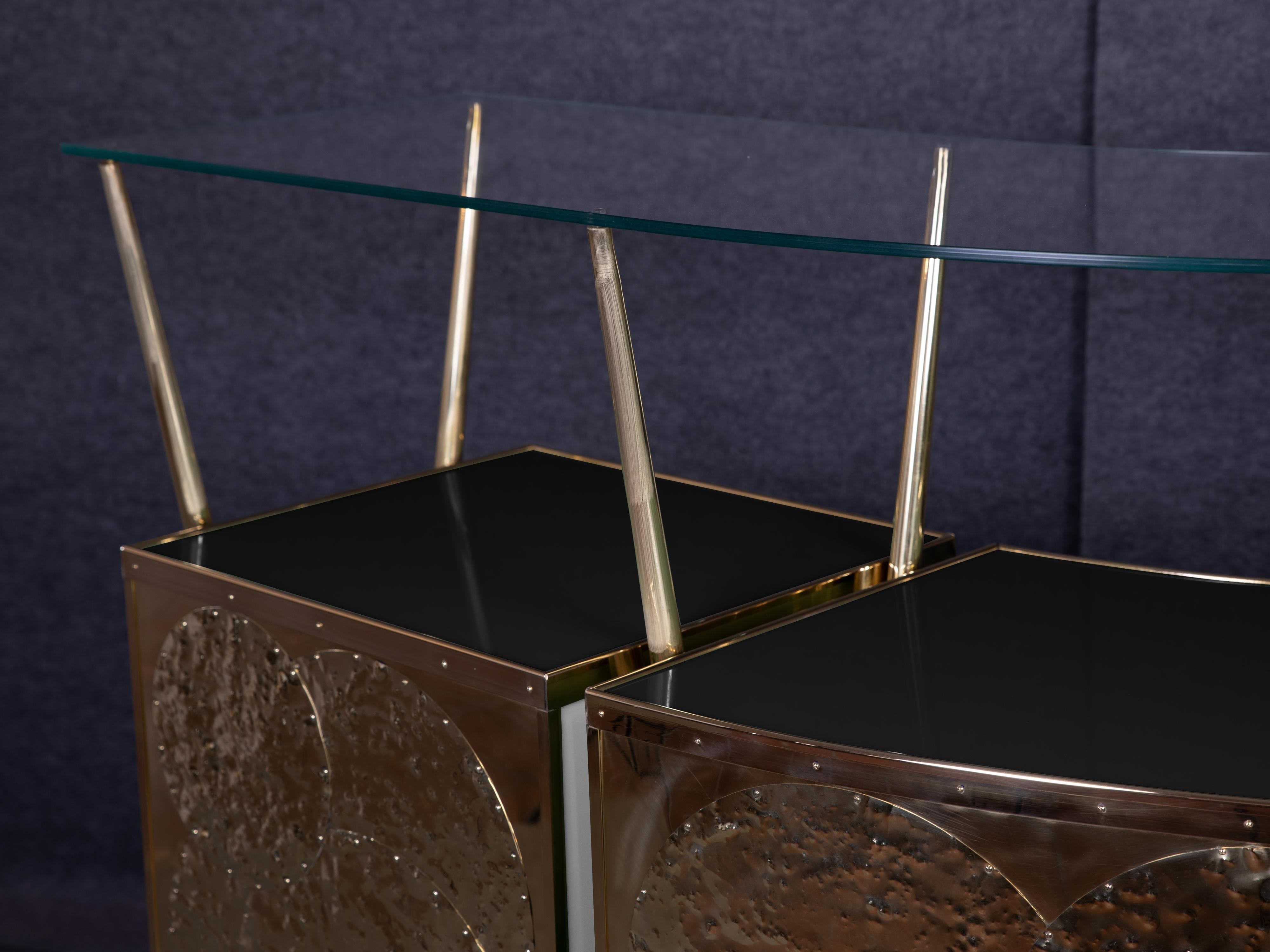 Mid-Century Modern Black, White Murano Glass and Brass Harmony: The Gio Ponti-Inspired Dry Bar 1950s For Sale