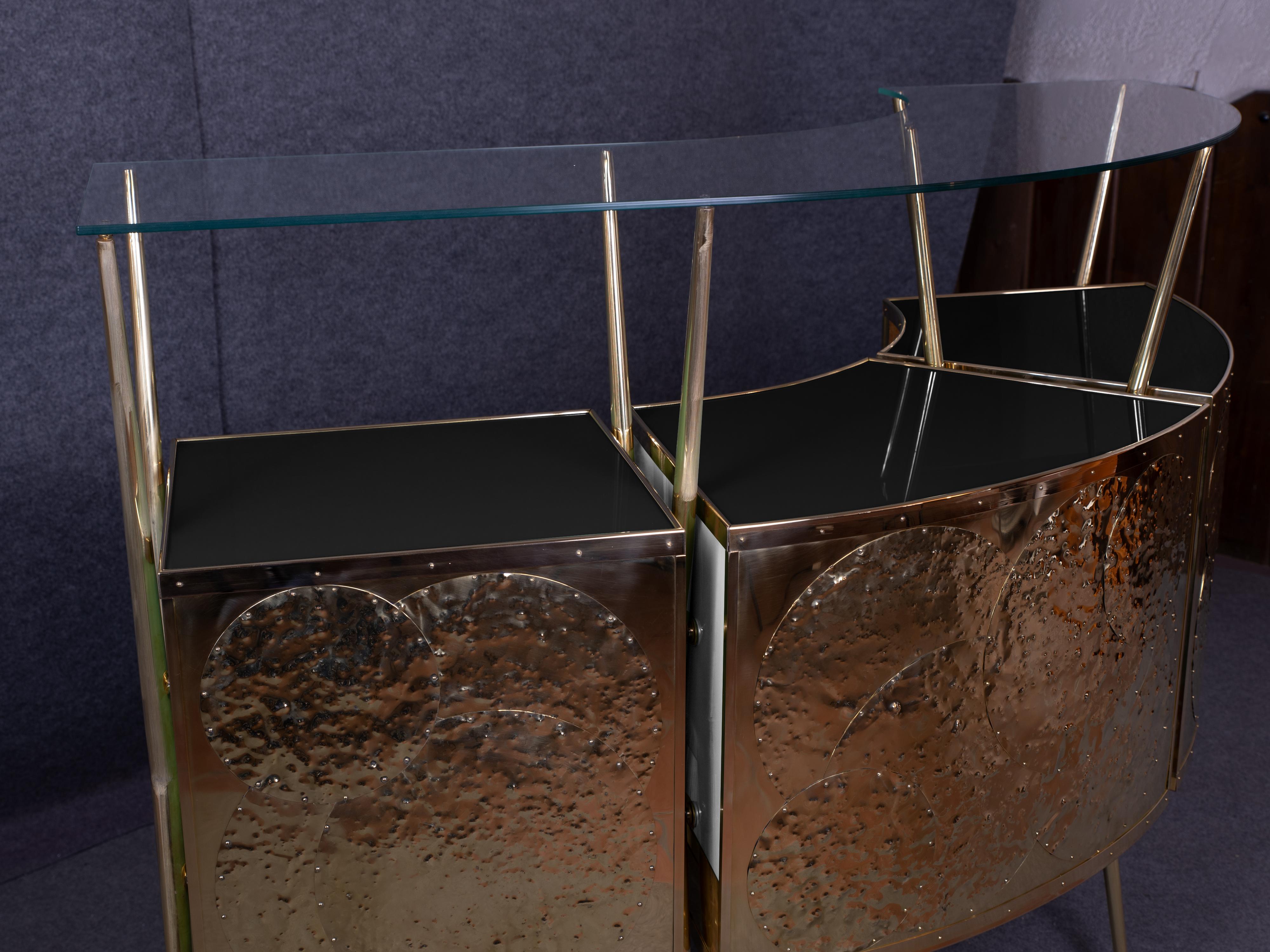 Welded Black, White Murano Glass and Brass Harmony: The Gio Ponti-Inspired Dry Bar 1950s For Sale