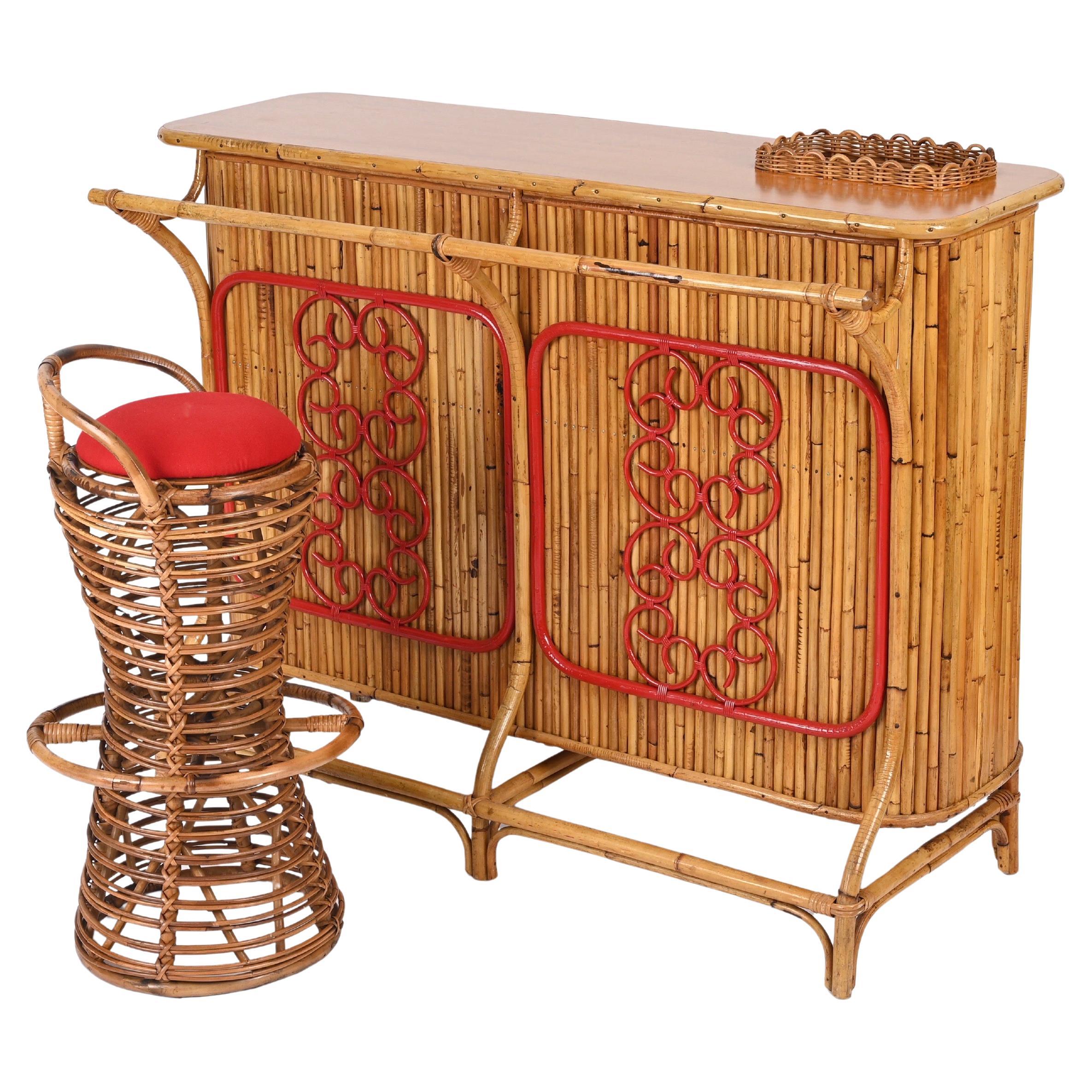 Bar con sgabello in rattan, bambù e vimini di Tito Agnoli, Italia anni '50