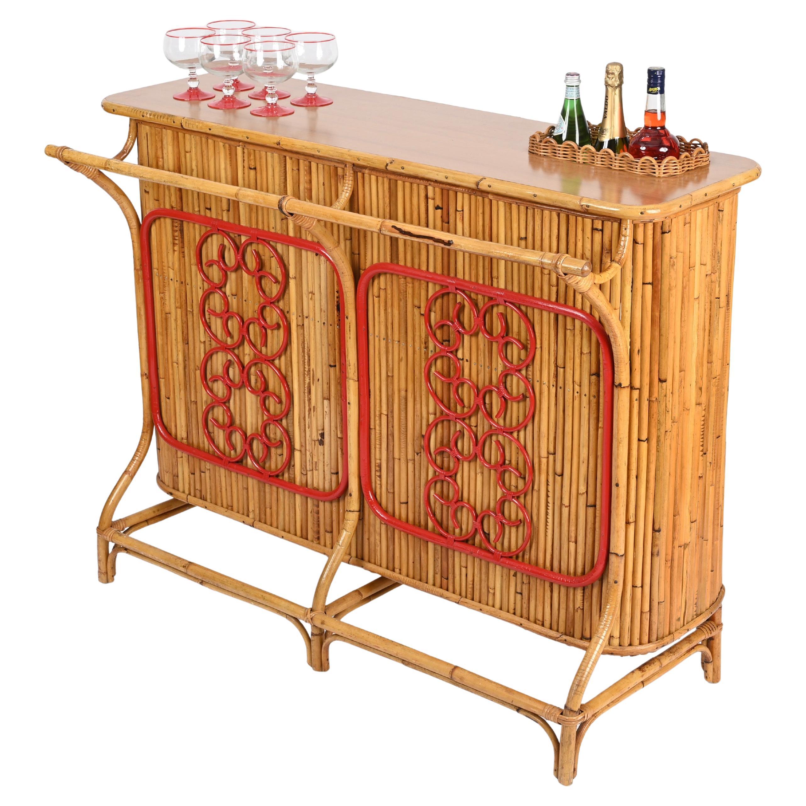 Bar con sgabello in rattan, bambù e vimini di Tito Agnoli, Italia anni '50