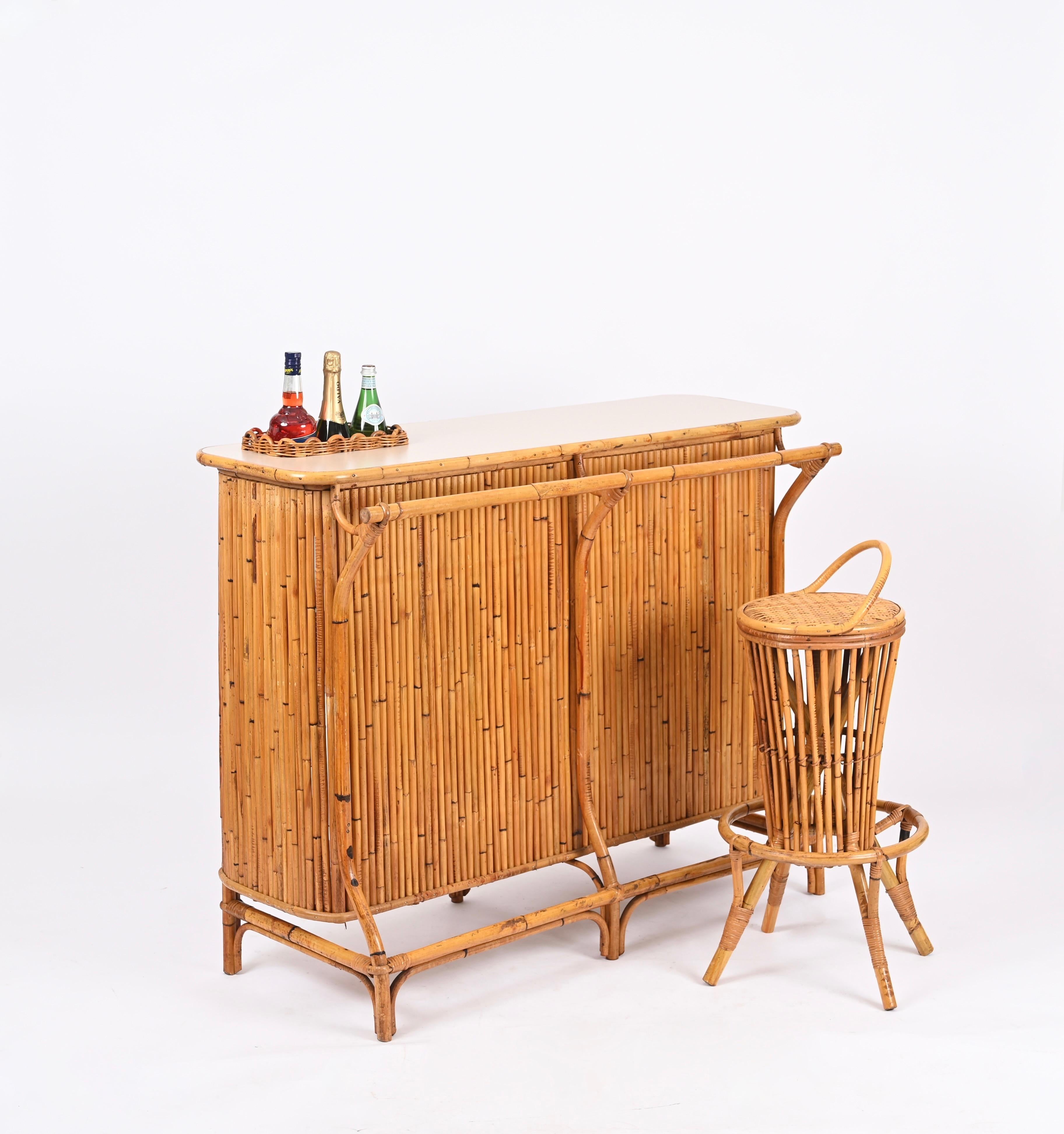 Dry Bar with Two Stools in Rattan, Bamboo and Wicker by Tito Agnoli, Italy 1950s For Sale 4