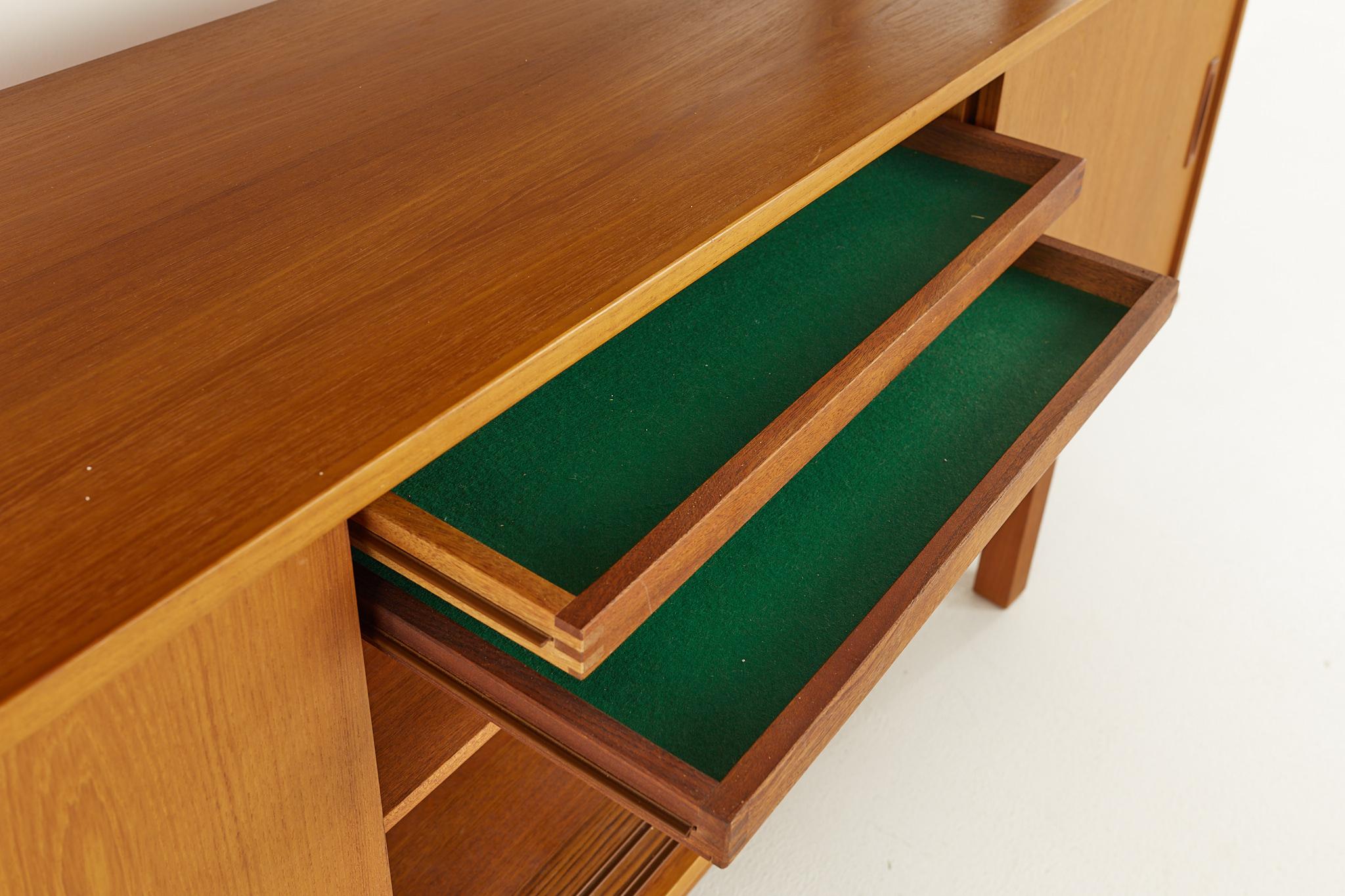 Drylund Danish Mid Century Teak Buffet and Hutch 13