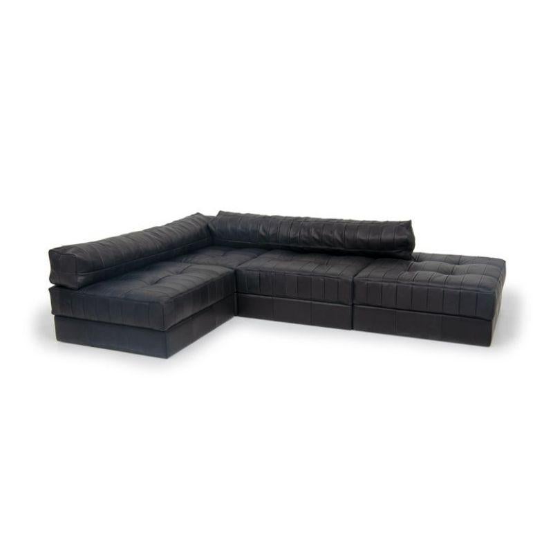 Swiss DS-1088 Configurable Patchwork Leather Sofa with Elongated Cushions by De Sede For Sale