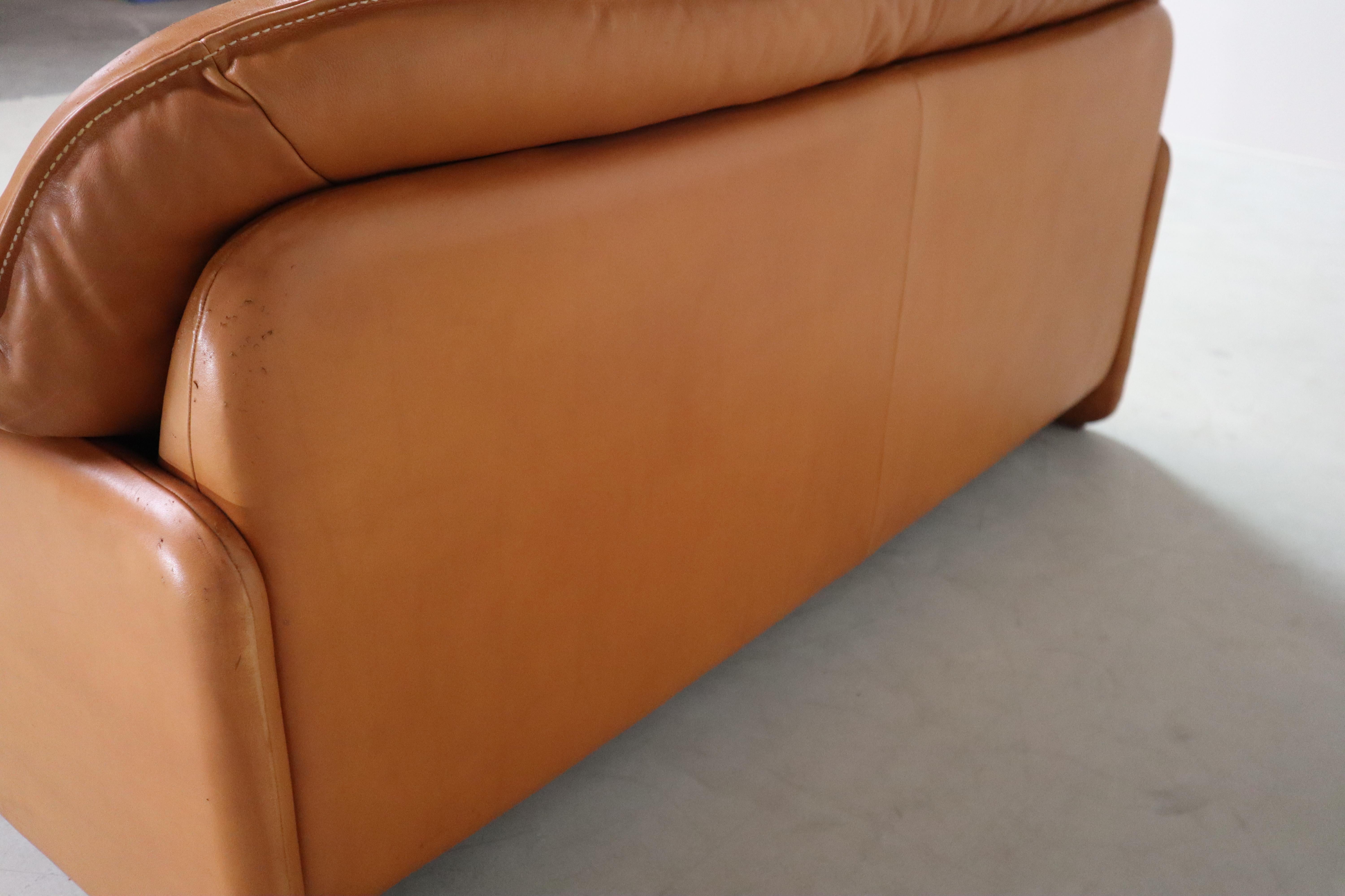 DS-16 Canapé en cuir cognac par De Sede Suisse, 1970 en vente 14