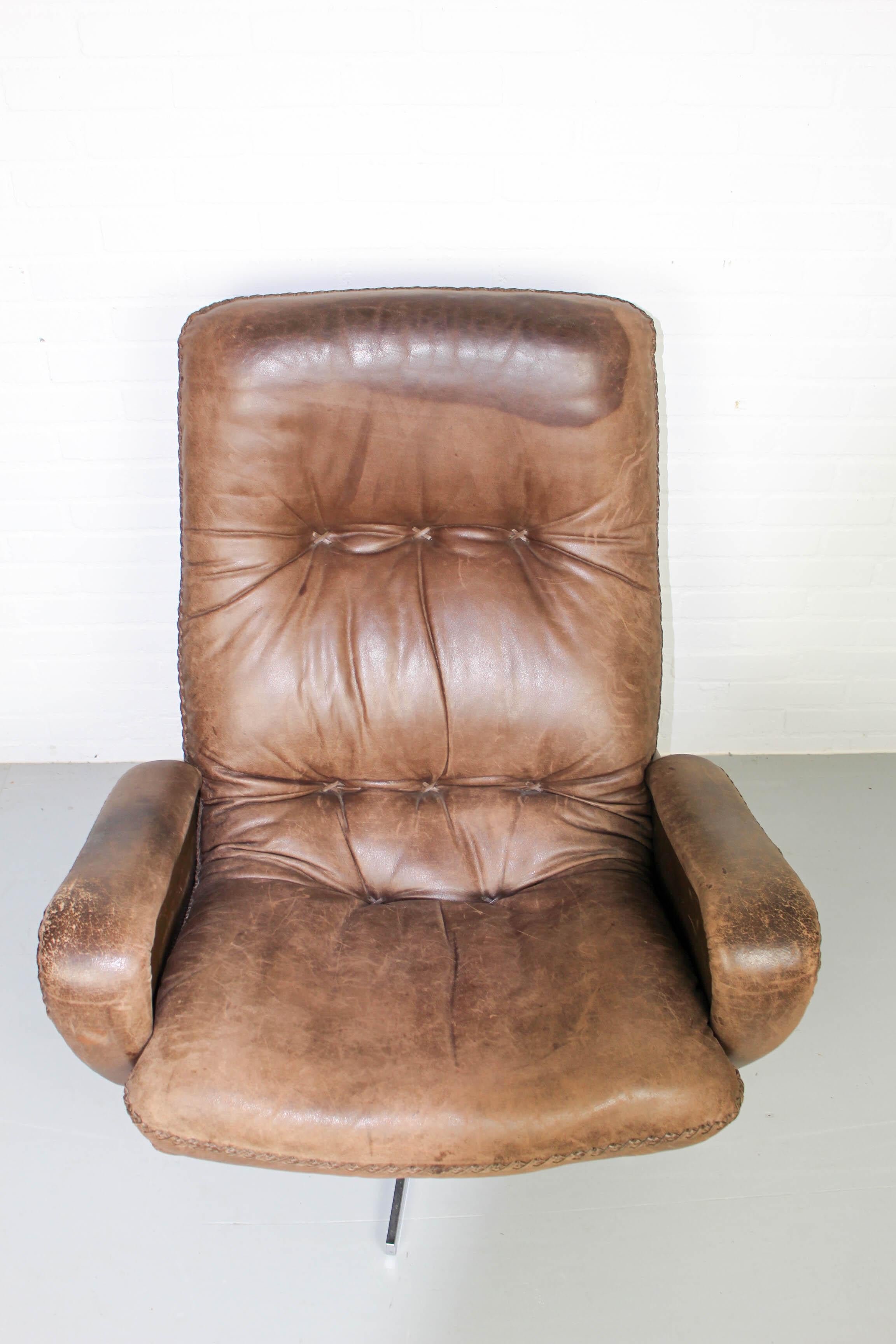 DS-231 De Sede Leather Lounge Chair, 1960s 6