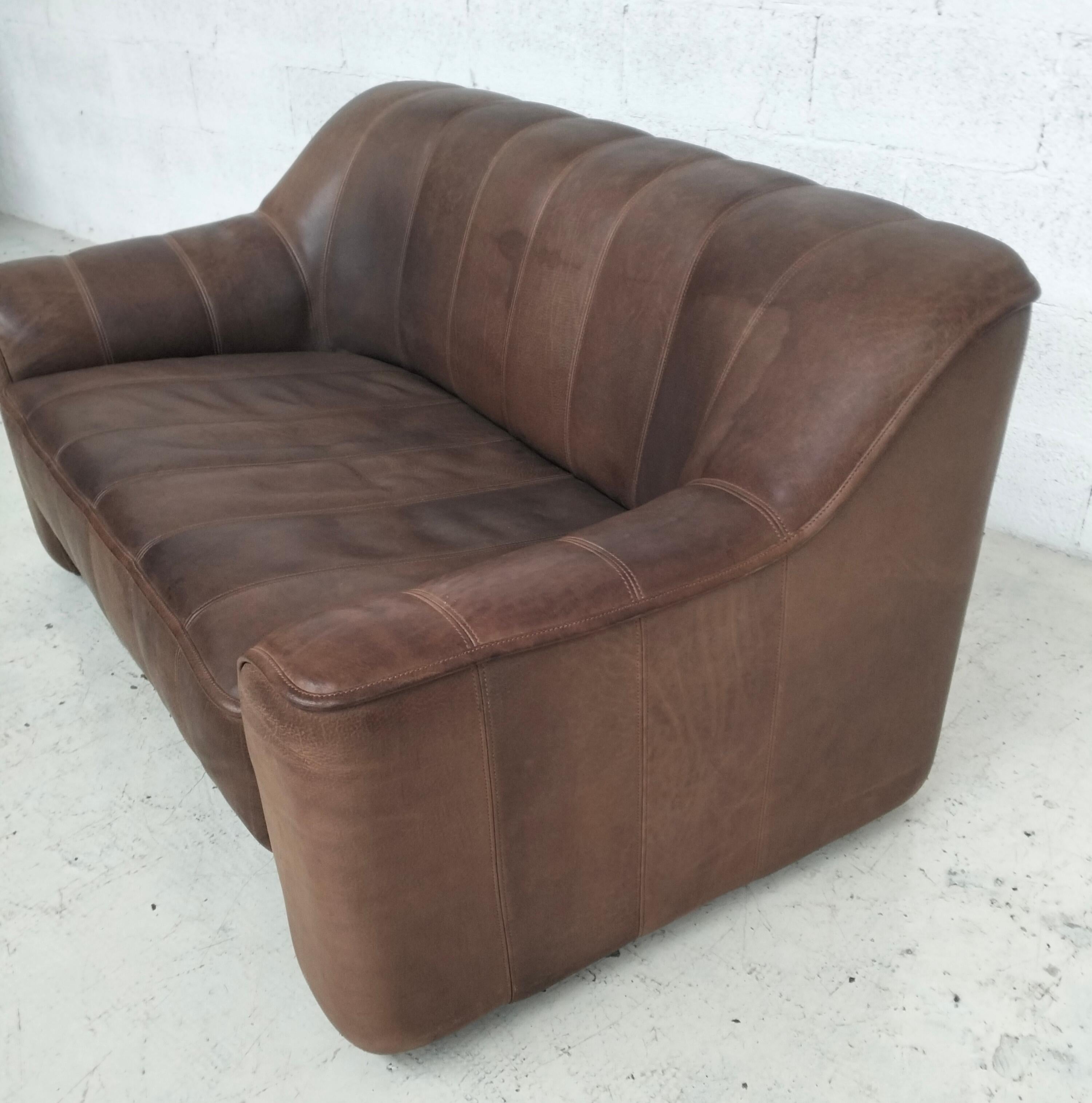 DS 44 buffalo leather sofa by De Sede 1970s For Sale 4