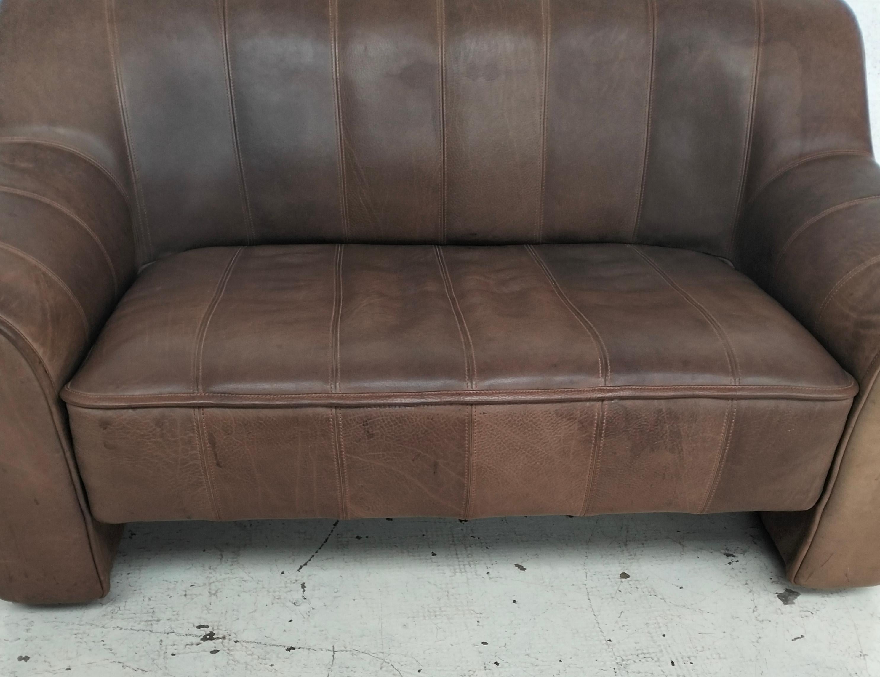 DS 44 buffalo leather sofa by De Sede 1970s For Sale 7