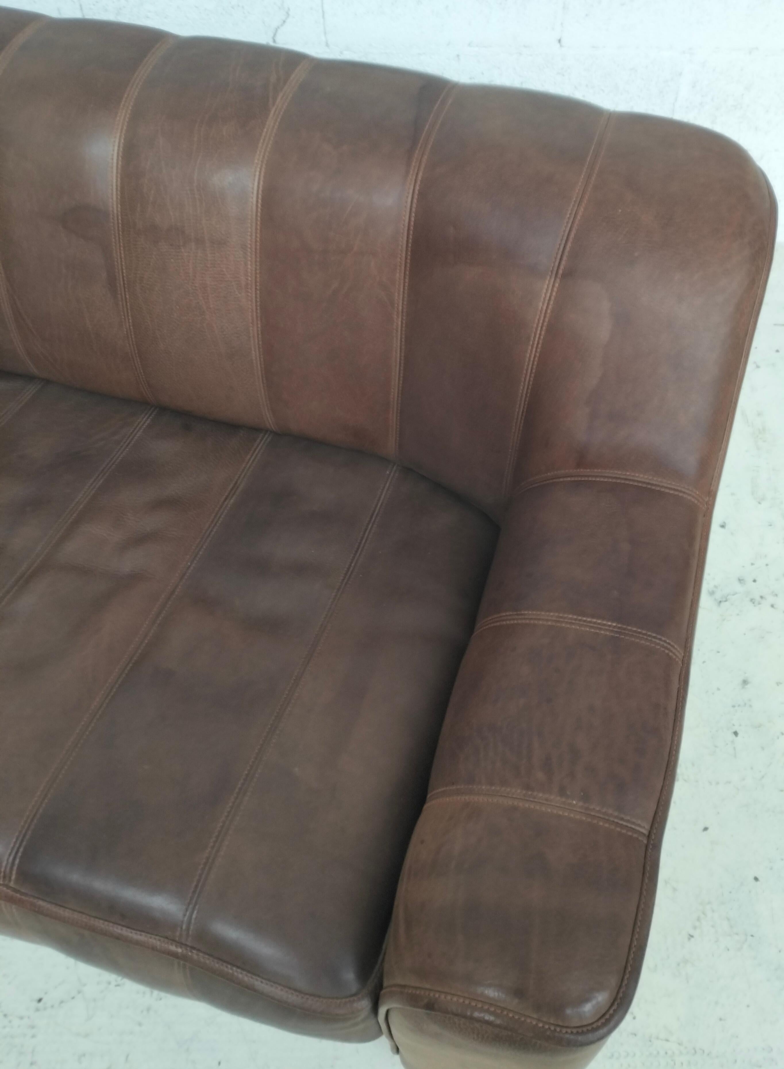 DS 44 buffalo leather sofa by De Sede 1970s For Sale 2