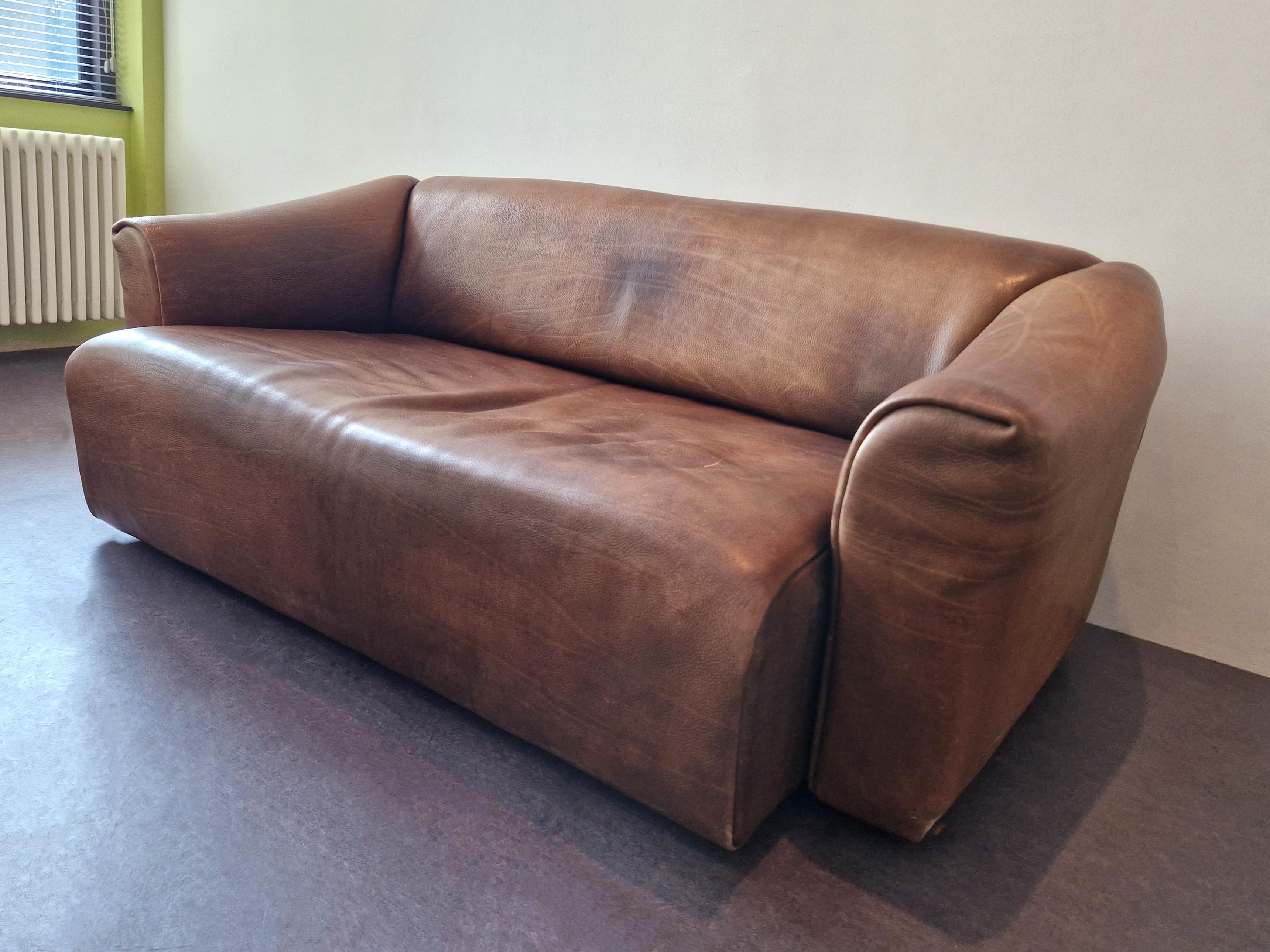 DS-47 brown leather three-seater sofa by De Sede, Switzerland, 1970's 5
