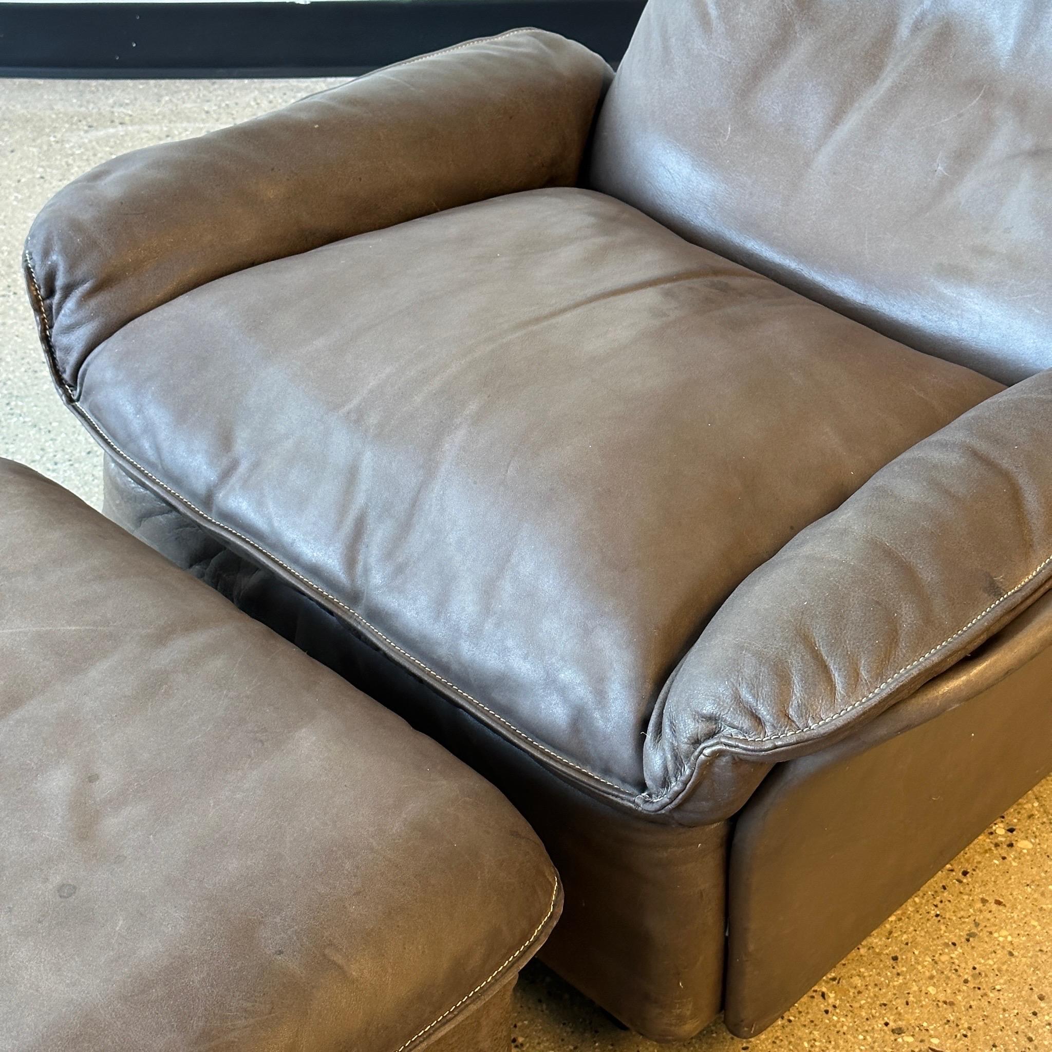 Mid-Century Modern DS-49 Lounge Chair/Ottoman by De Sede