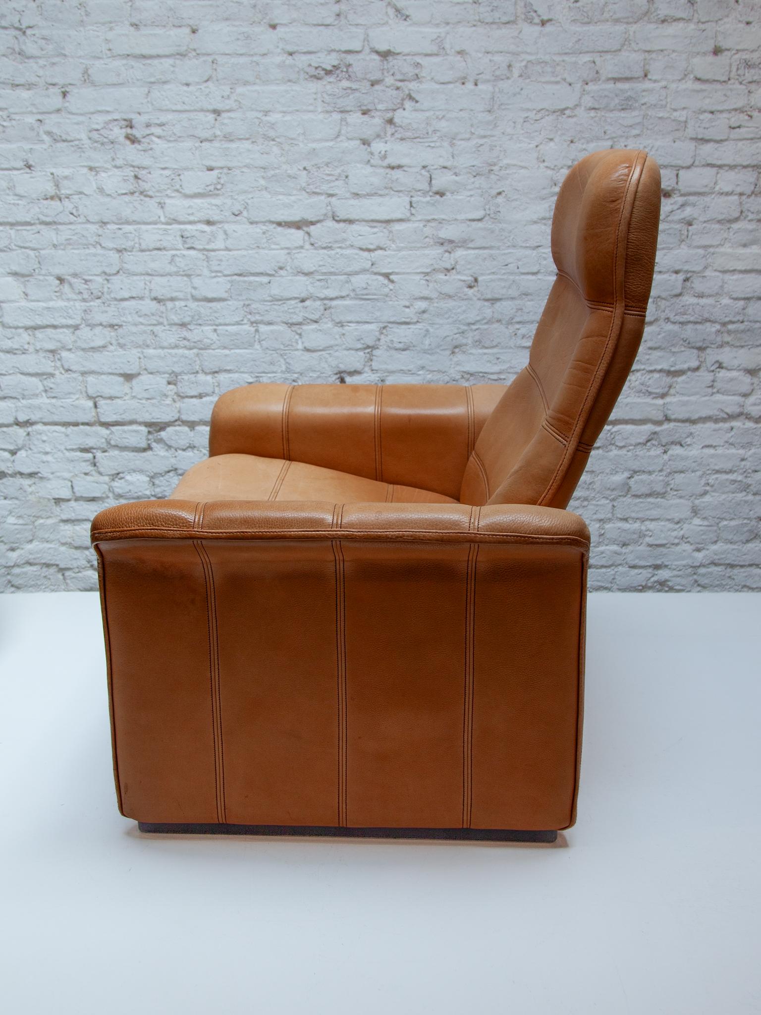 DS-50 Camel Buffalo Neck Leather Lounge Chair & Footstool by De Sede, 1970s 1