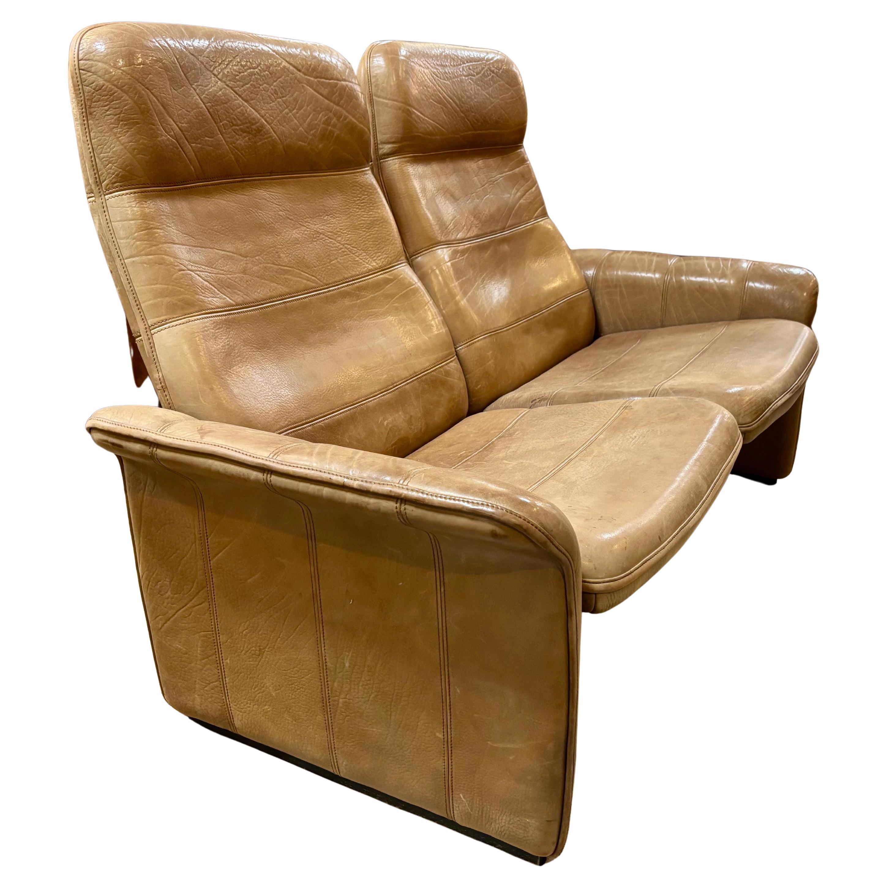 DS 50 De Sede Two-Seater Loveseat, Switzerland, Circa 1970s en vente